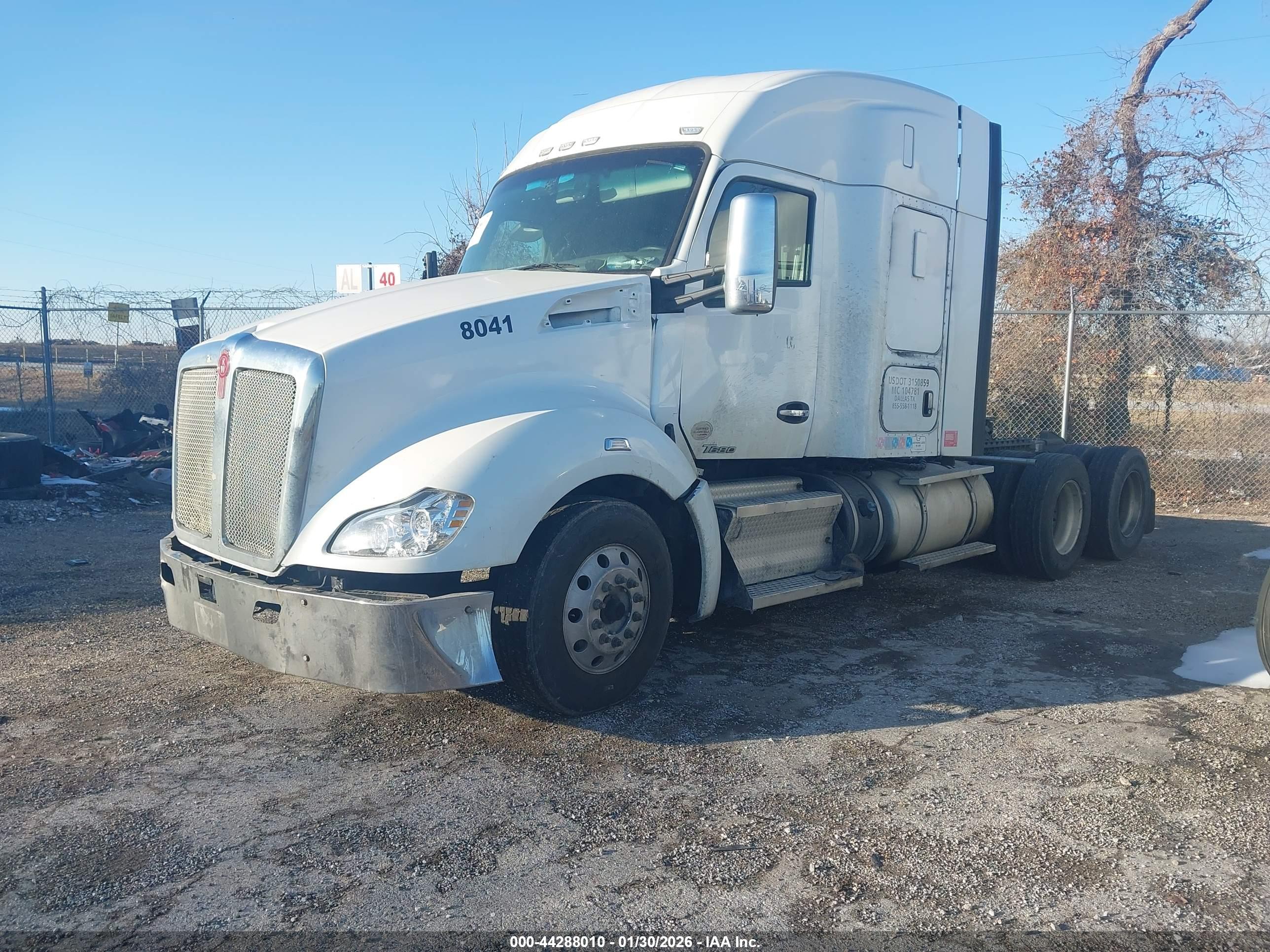 KENWORTH T680 image 2