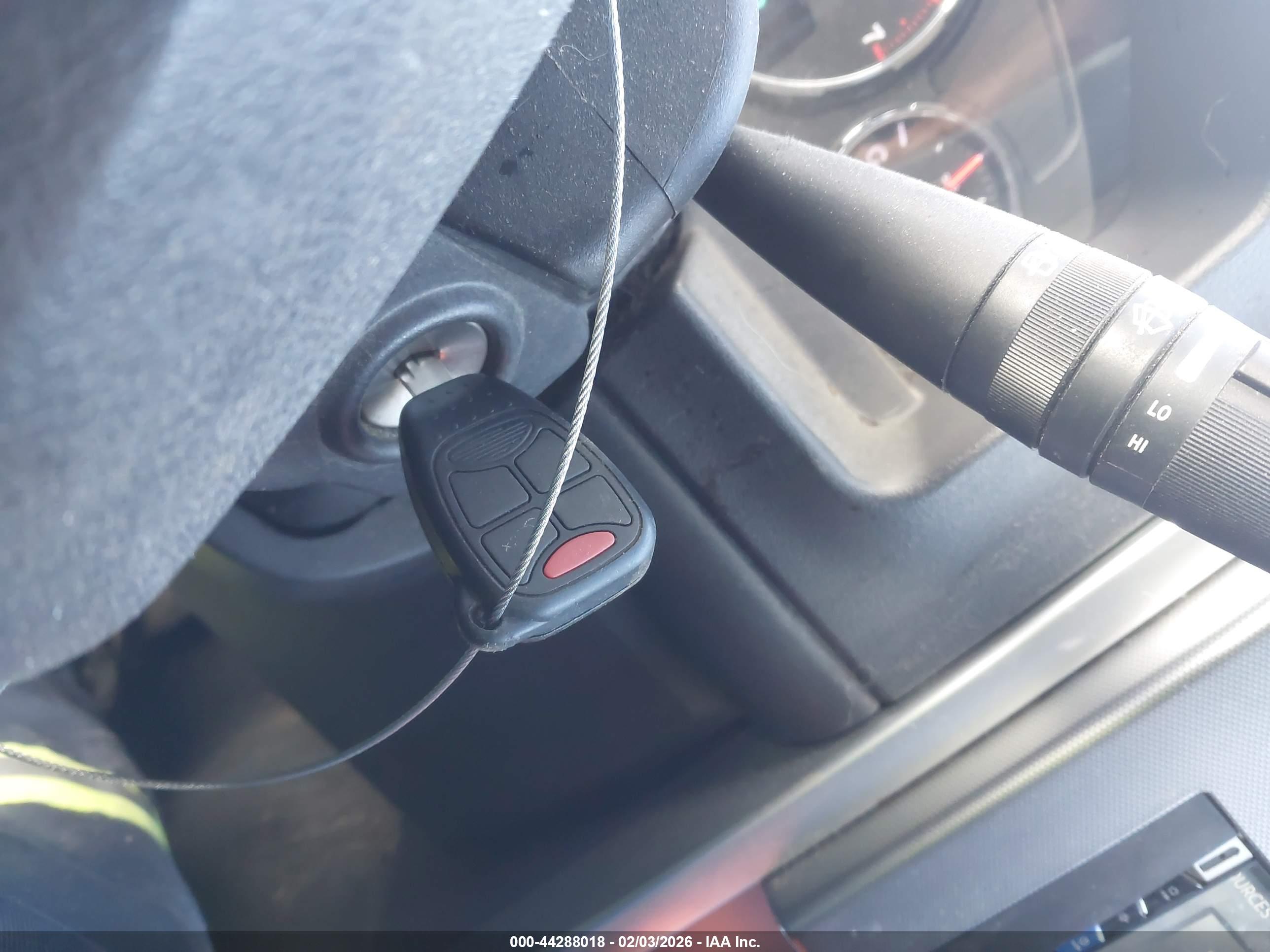 JEEP LIBERTY image 11