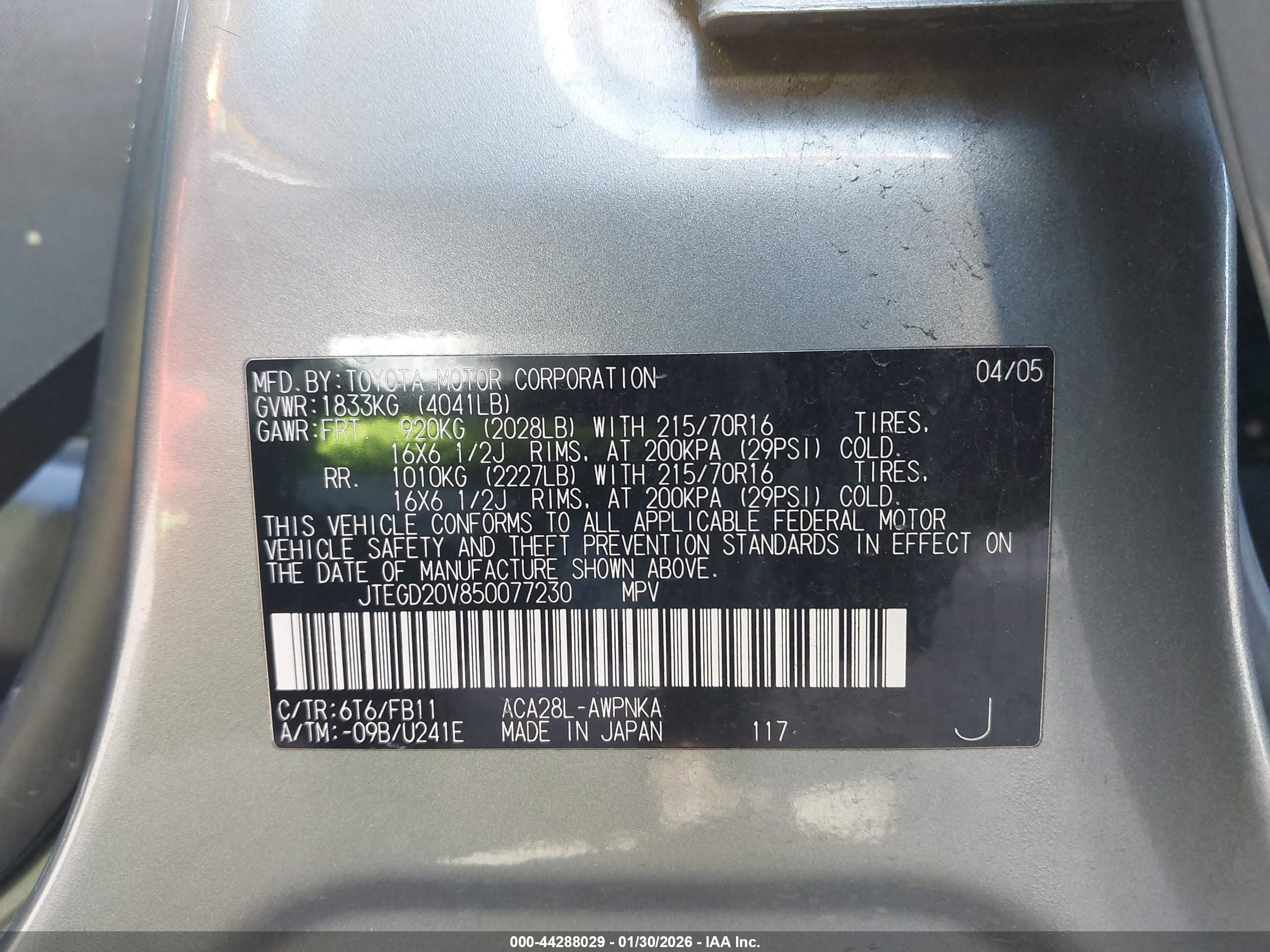 TOYOTA RAV4 image 9