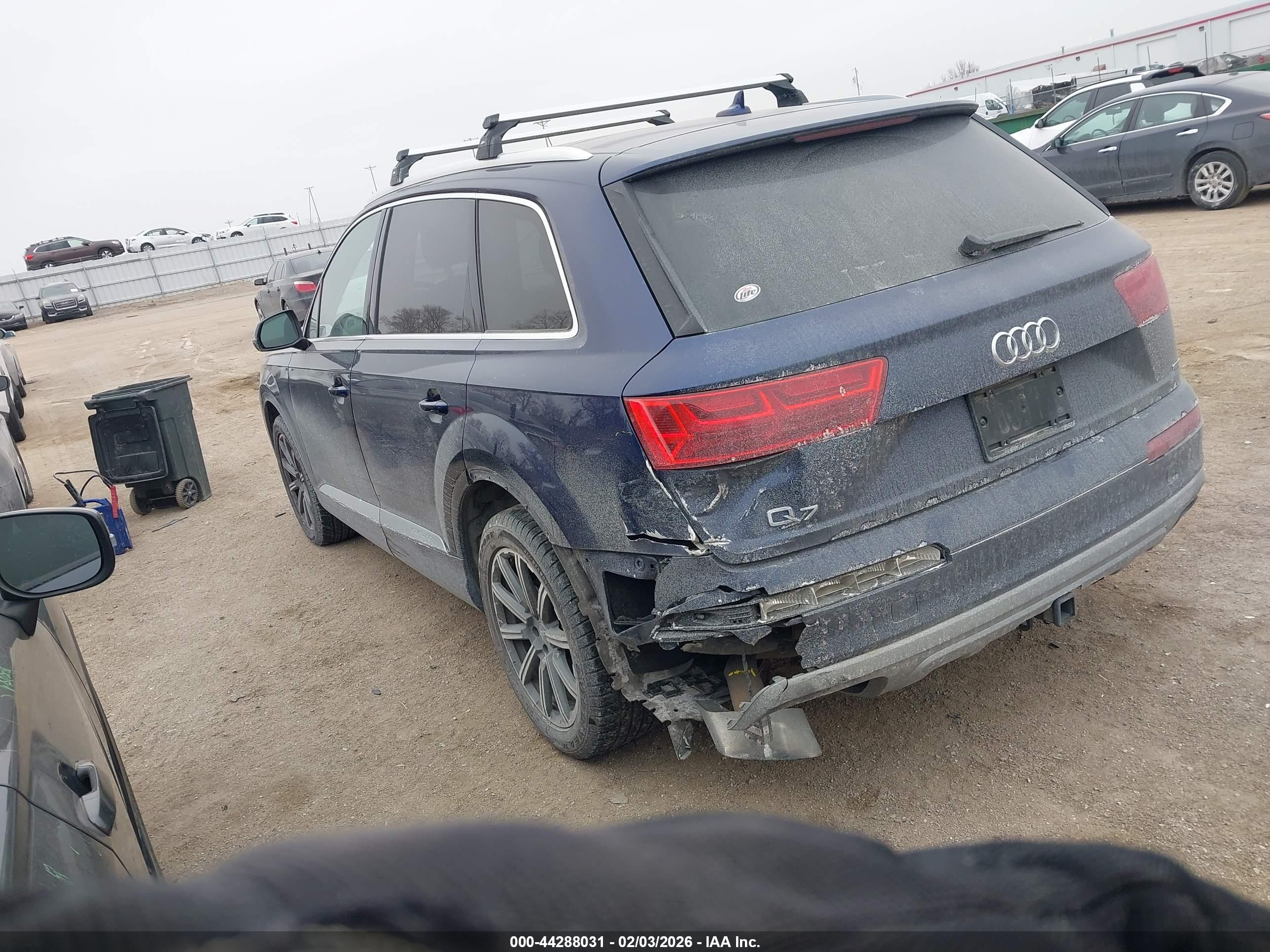 AUDI Q7 image 3