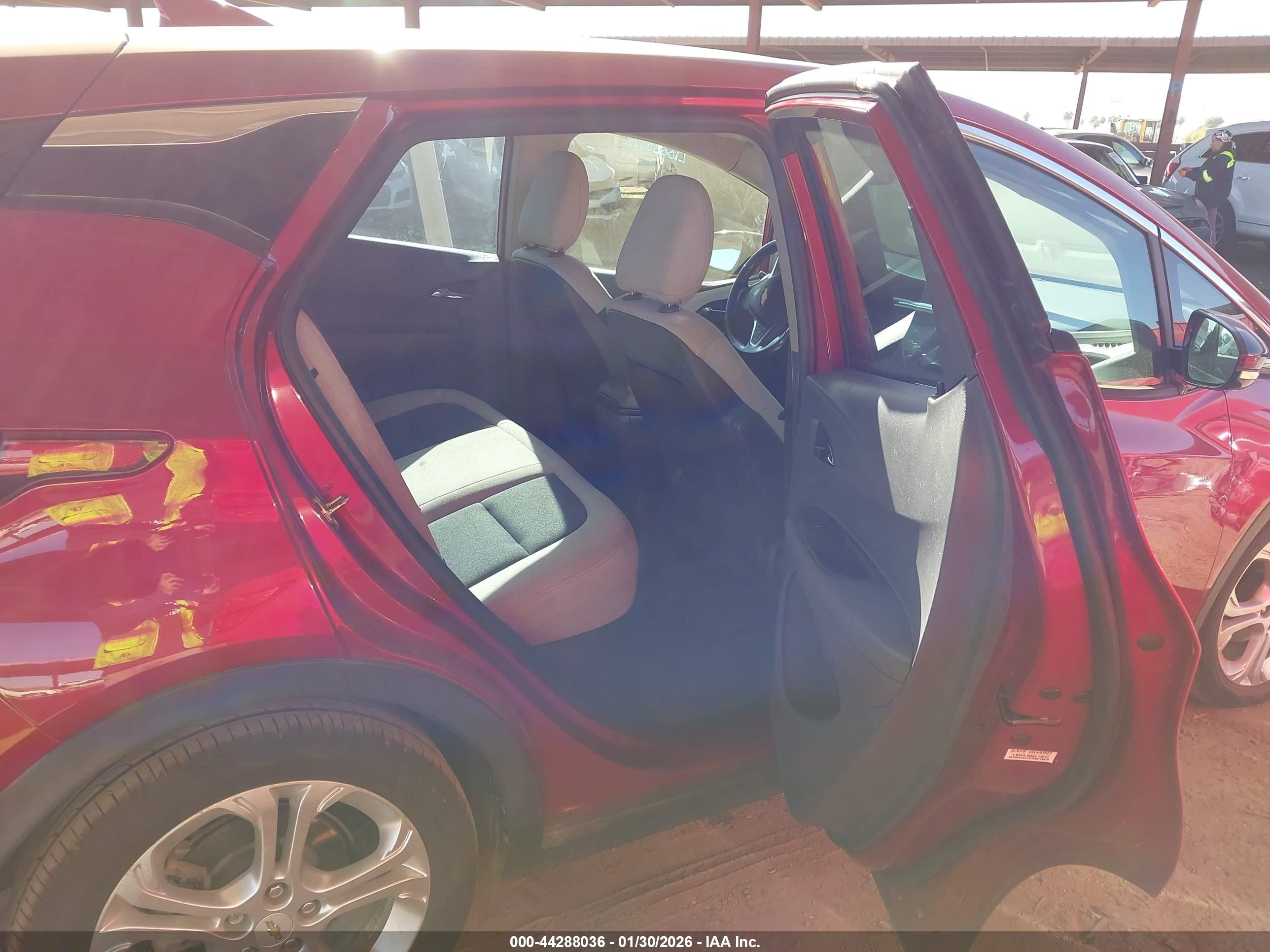 CHEVROLET BOLT image 8