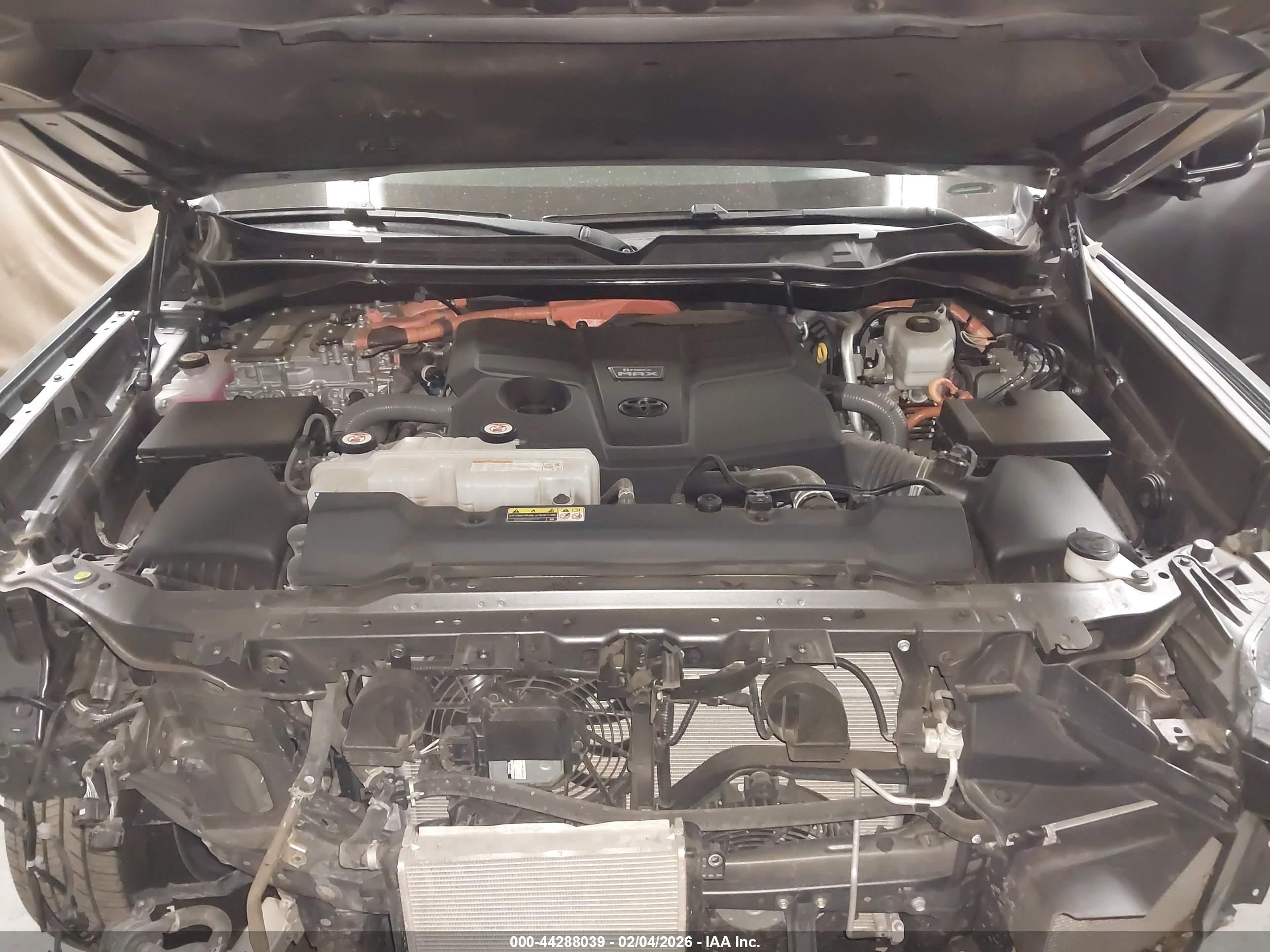 TOYOTA TUNDRA image 10