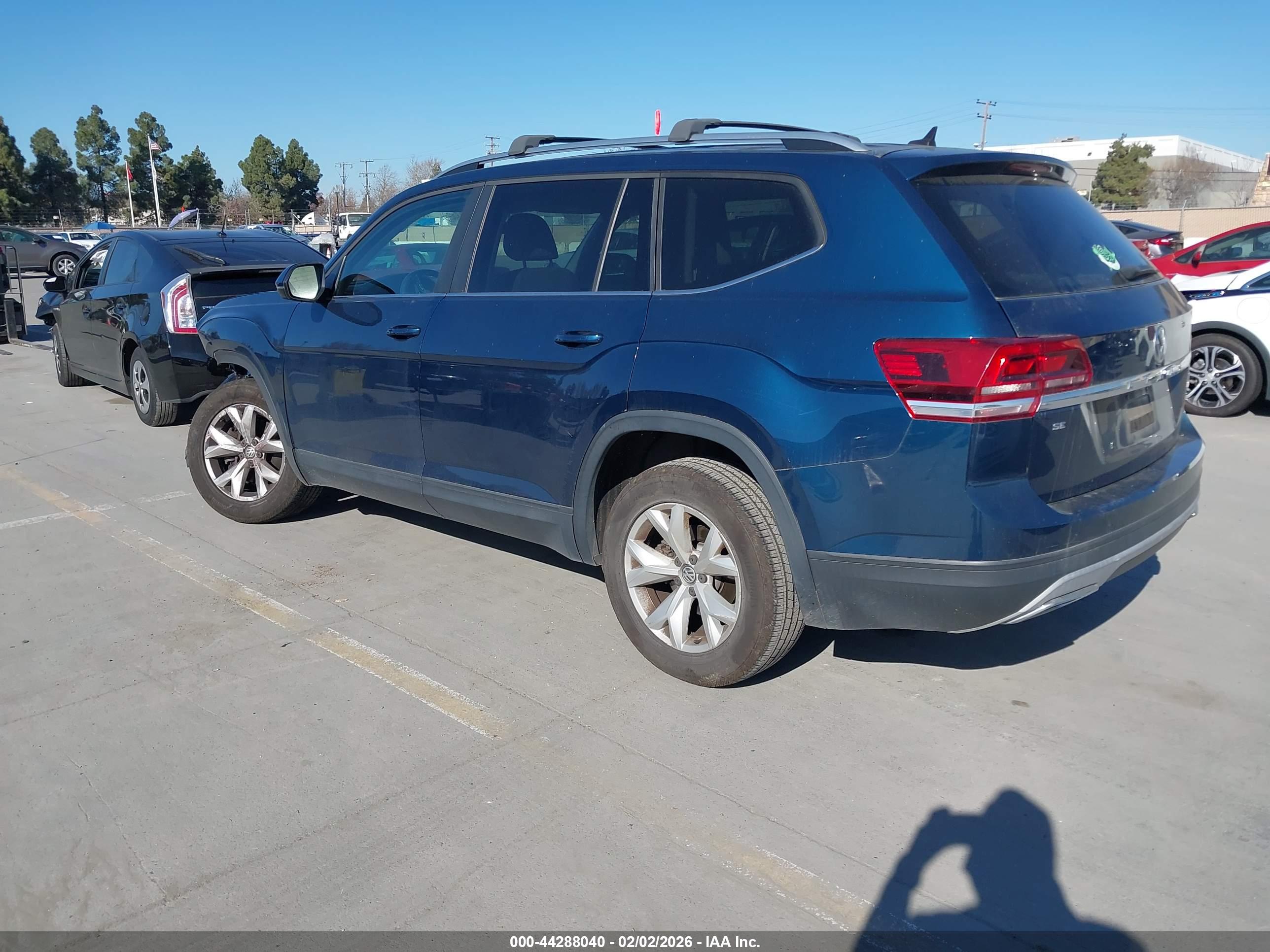 VOLKSWAGEN ATLAS image 3