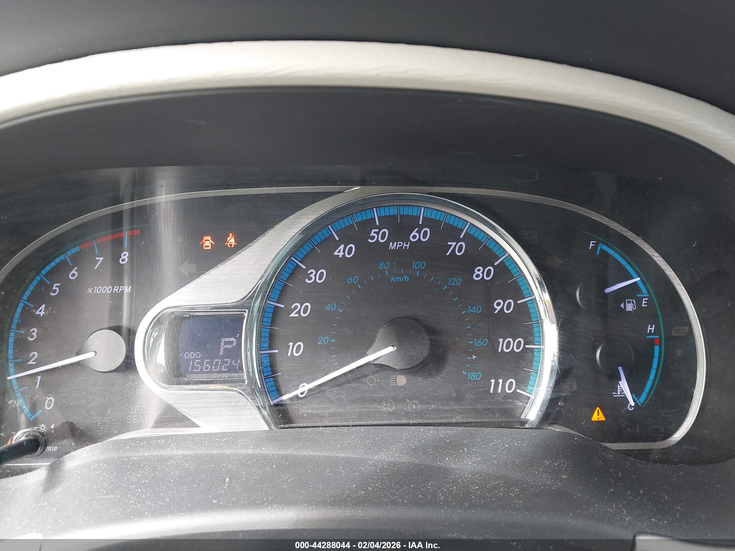 TOYOTA SIENNA image 7
