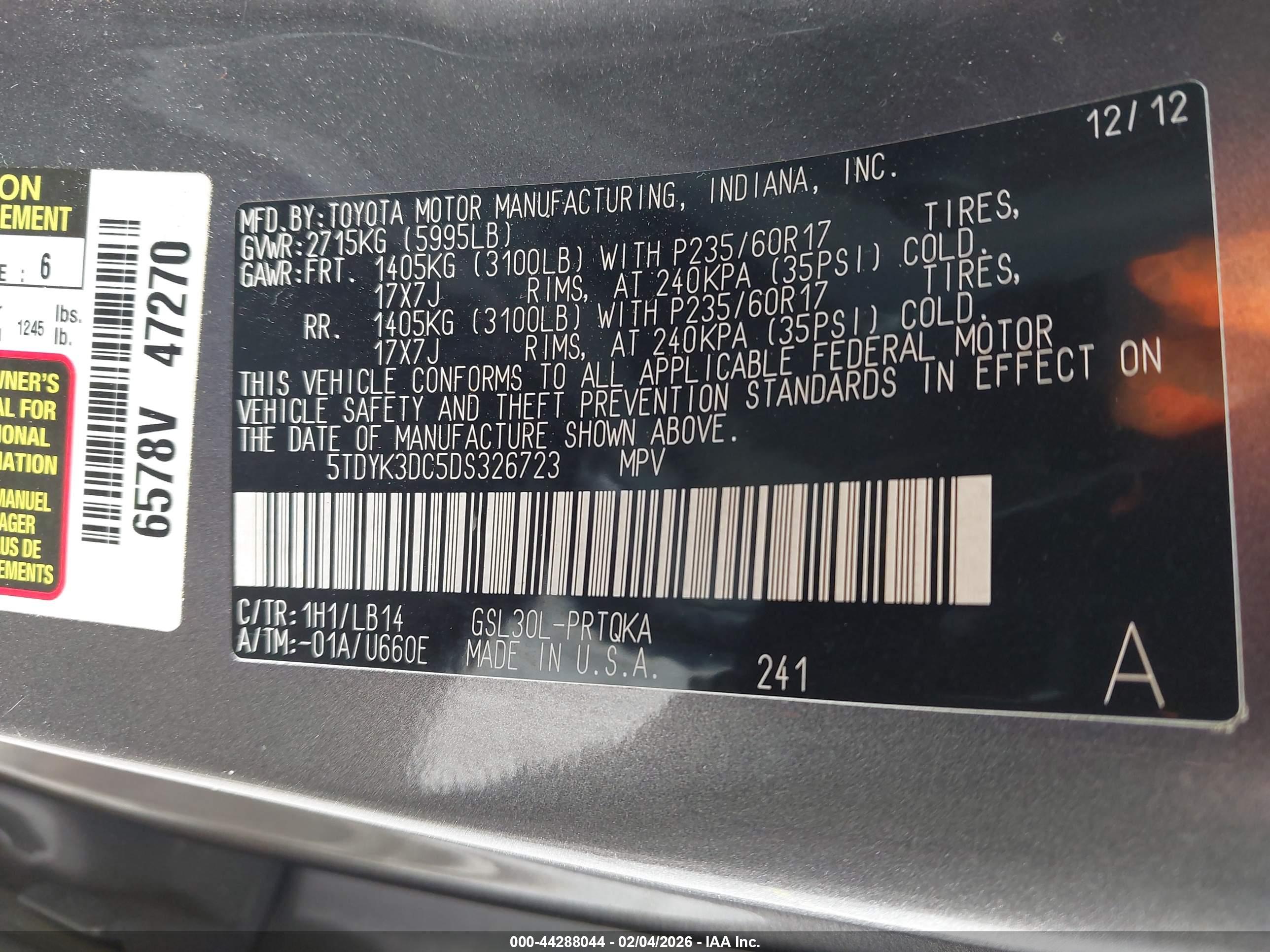 TOYOTA SIENNA image 9