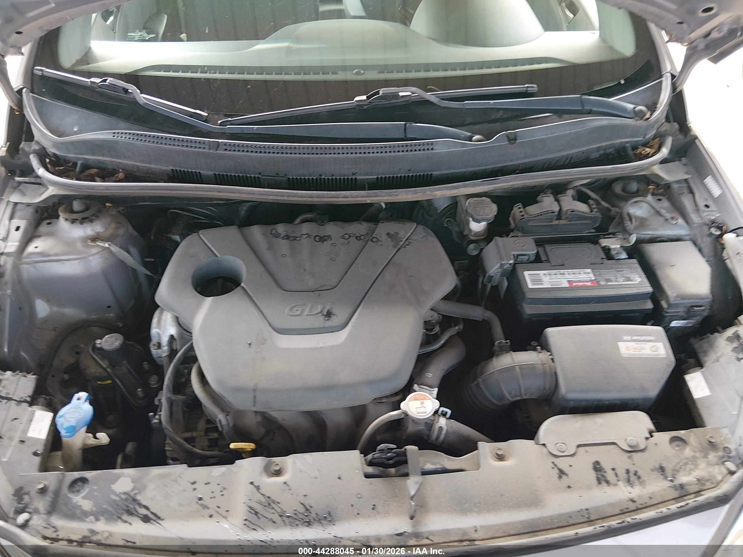 HYUNDAI ACCENT image 10