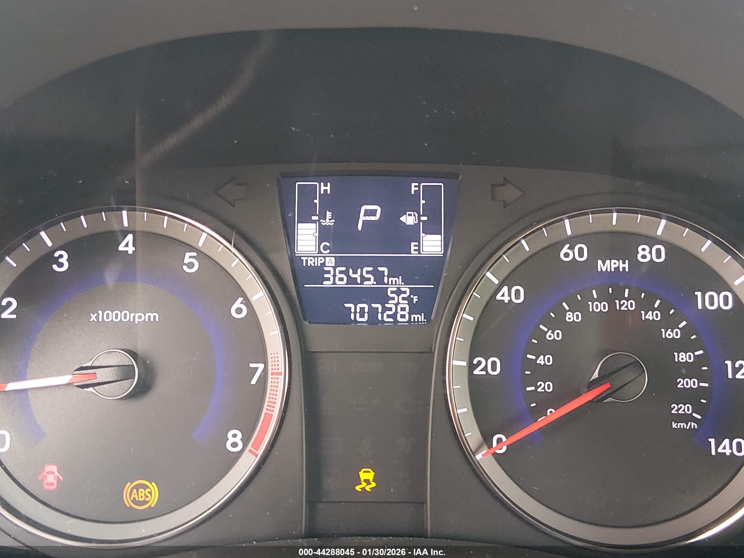 HYUNDAI ACCENT image 7