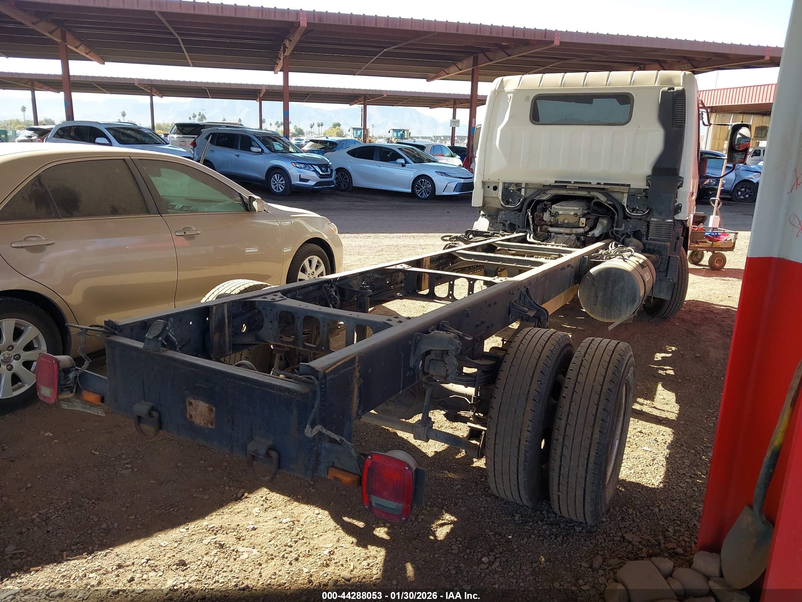 MITSUBISHI FUSO image 4