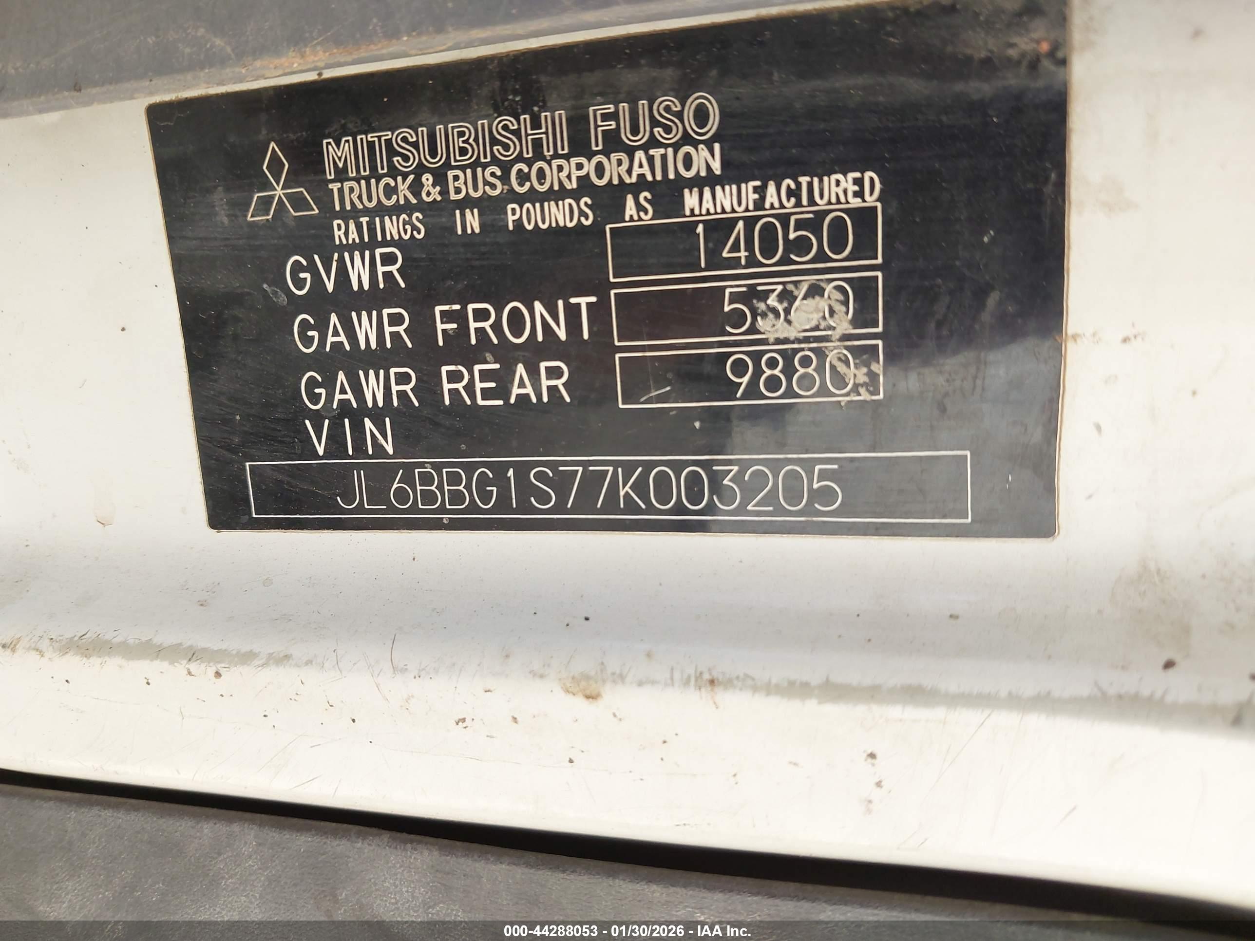 MITSUBISHI FUSO image 9