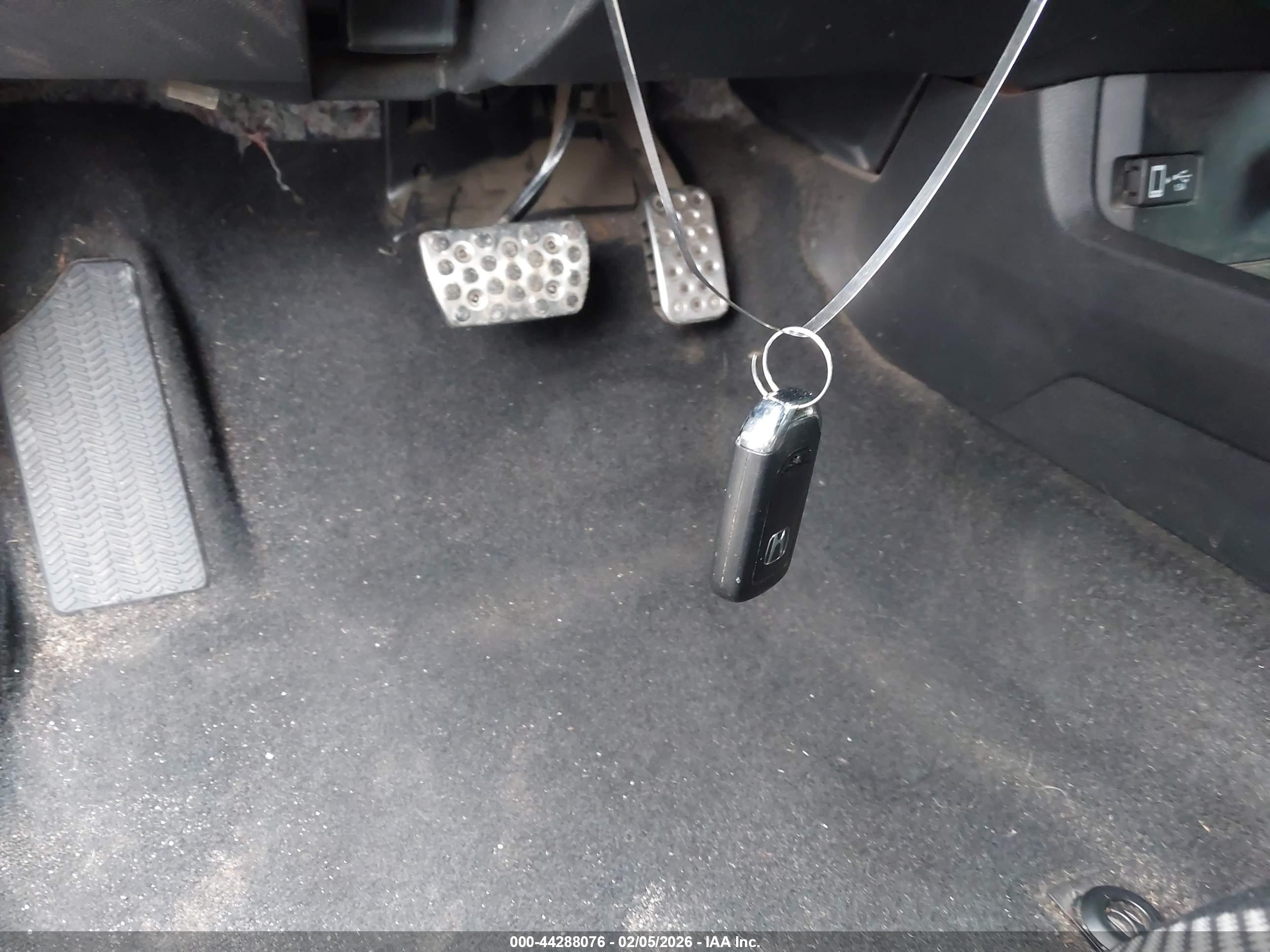 HONDA CIVIC image 11