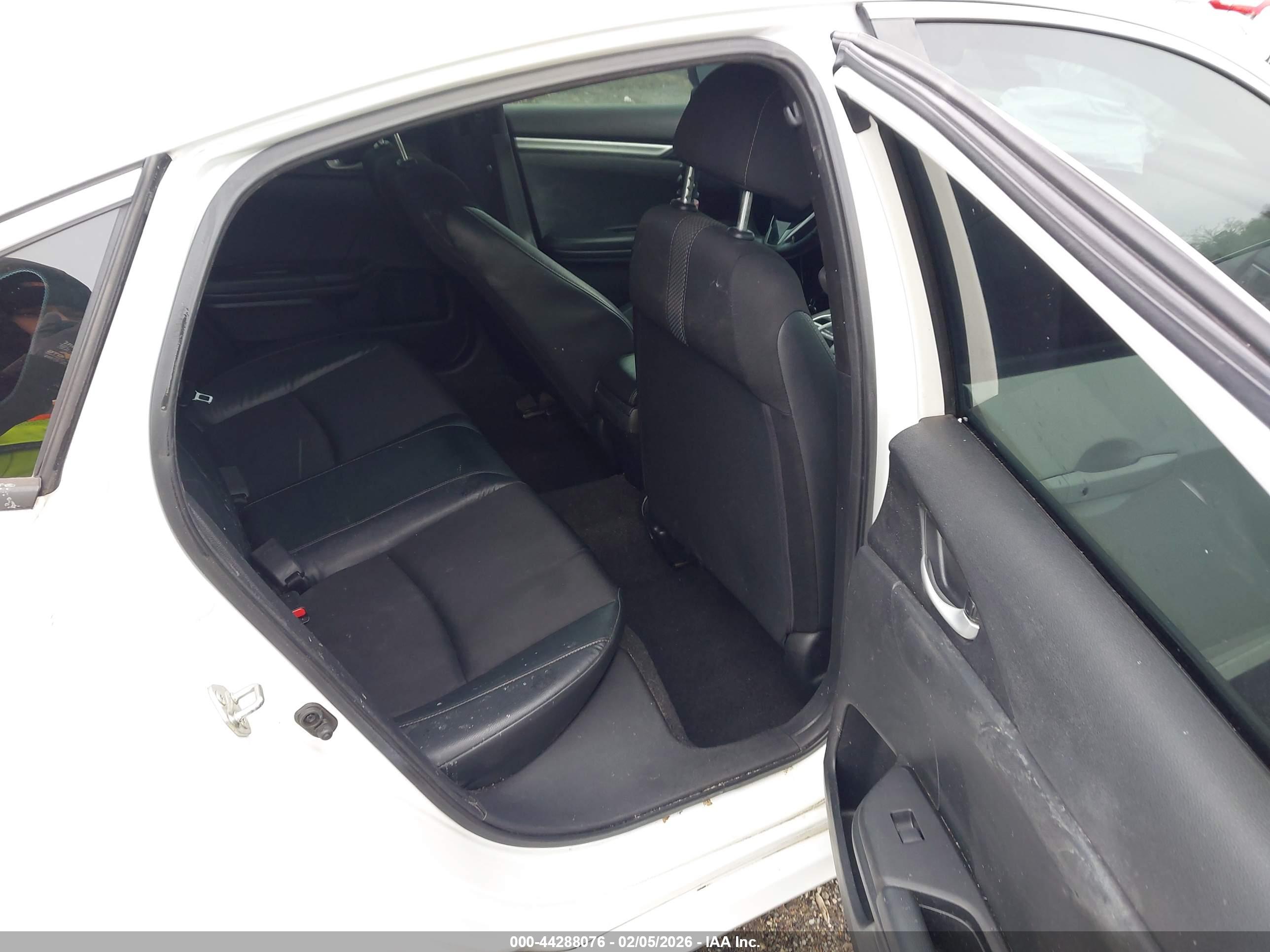 HONDA CIVIC image 8