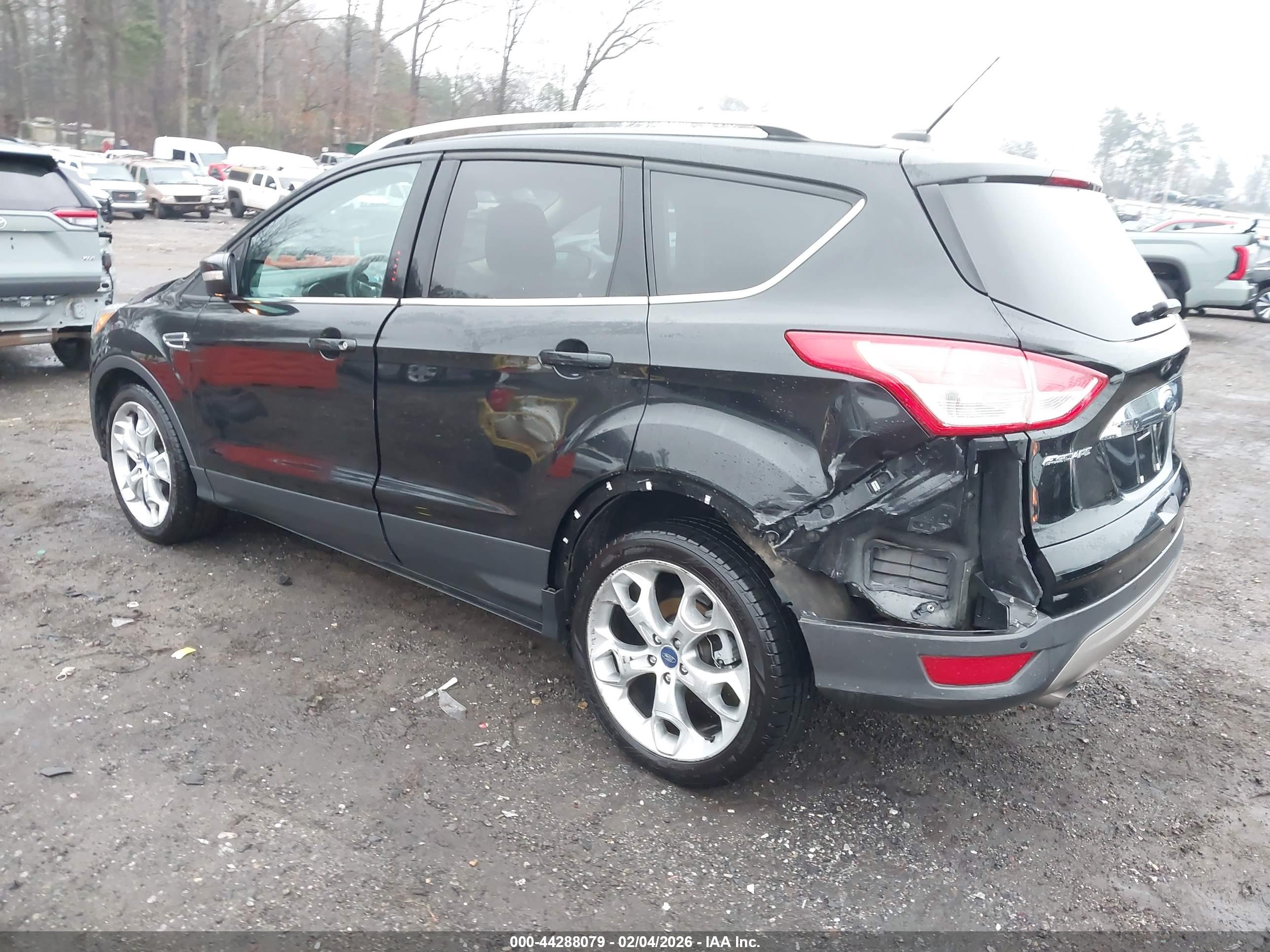 FORD ESCAPE image 3
