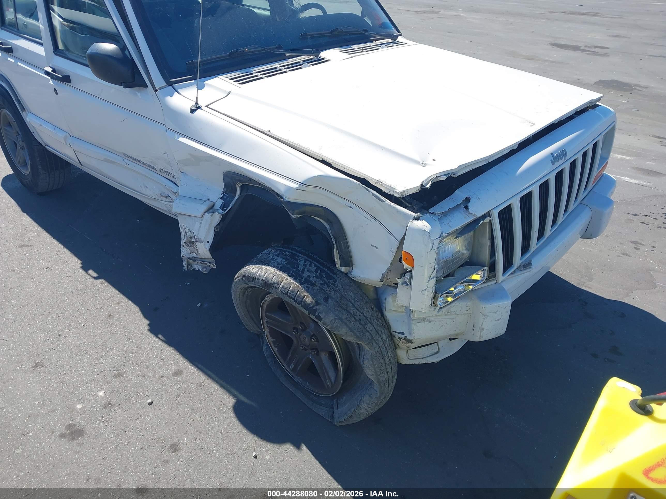 JEEP CHEROKEE image 6