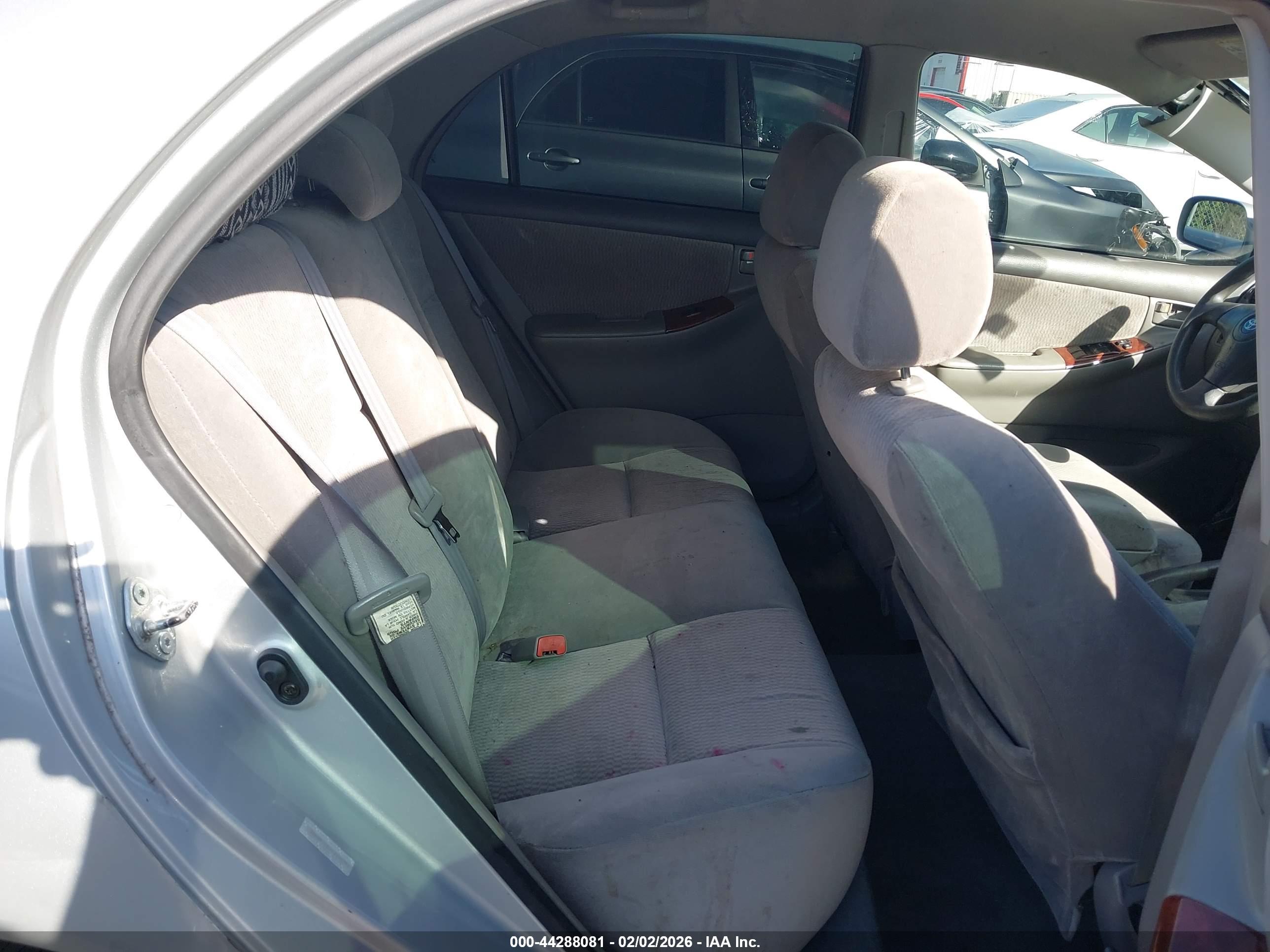 TOYOTA COROLLA image 8