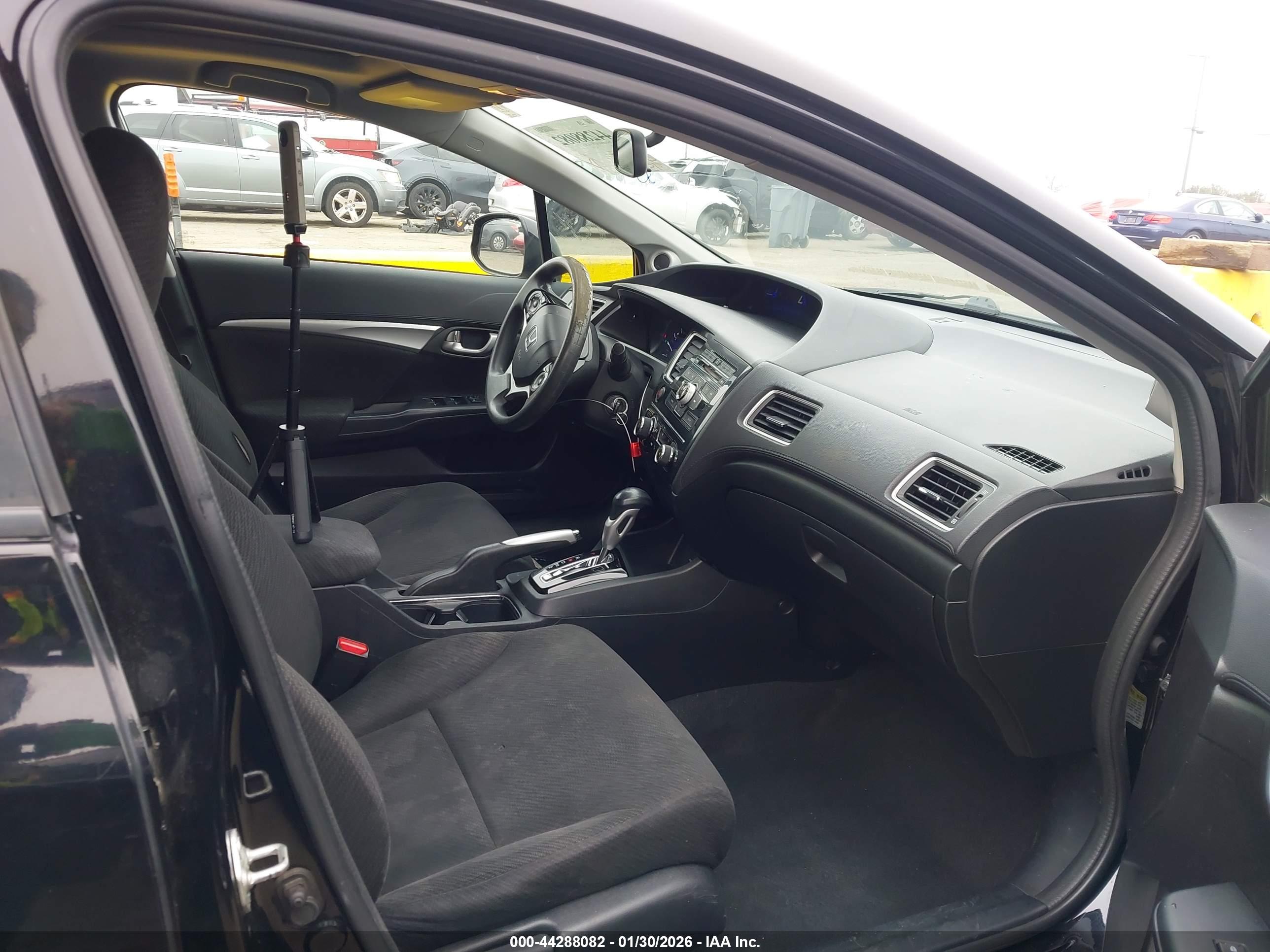 HONDA CIVIC image 5