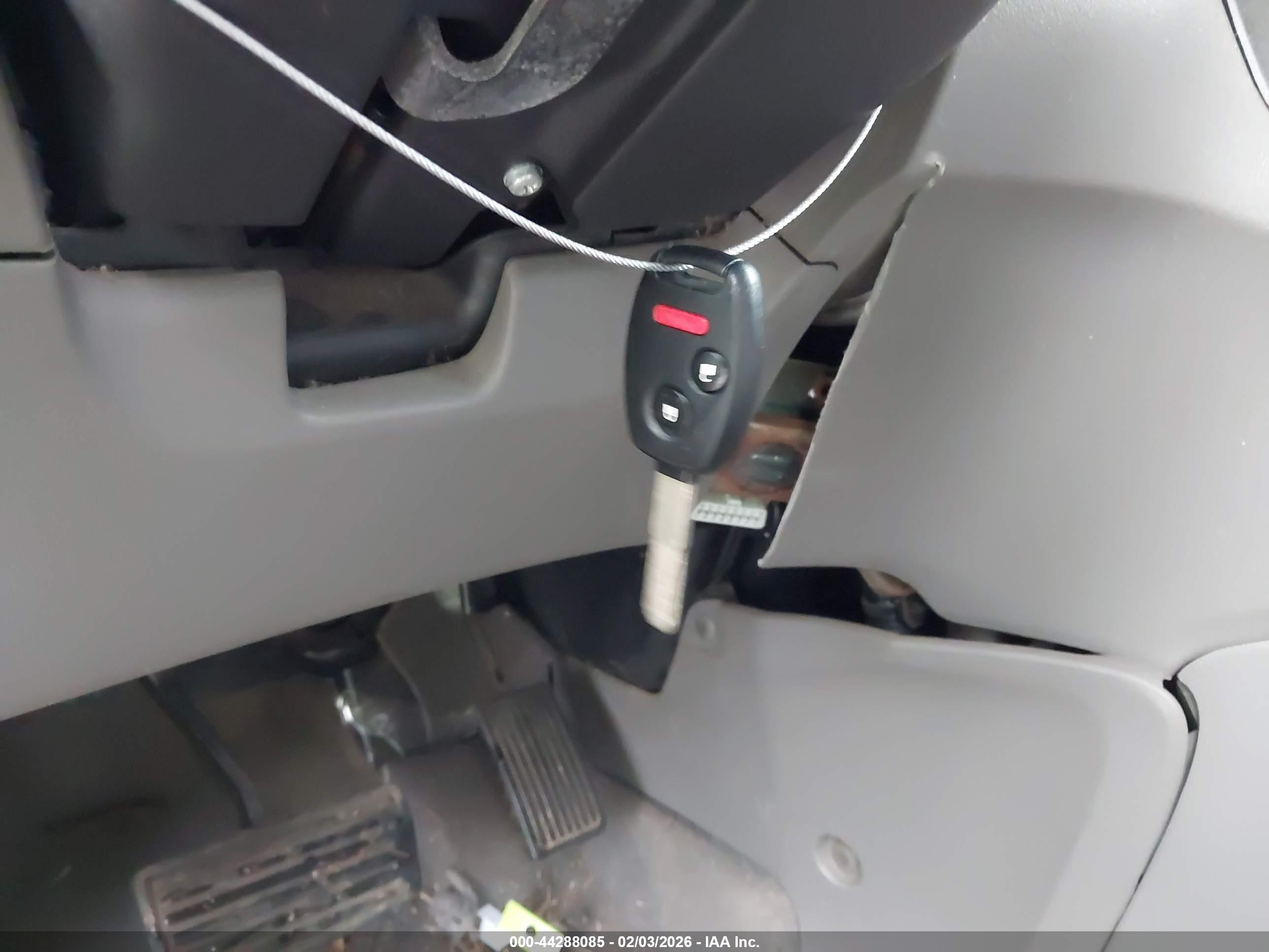 HONDA CR-V image 11