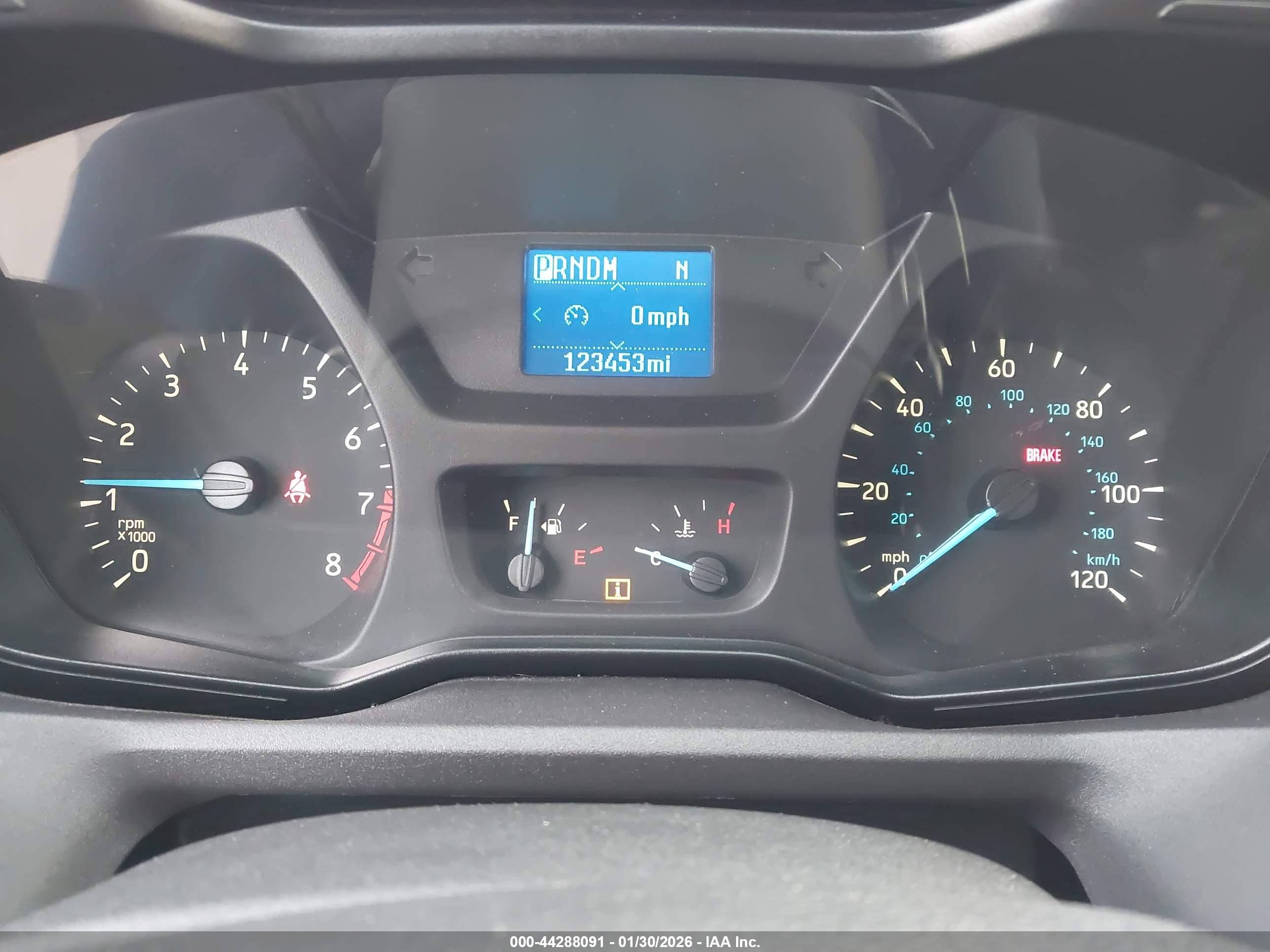 FORD TRANSIT-150 image 7