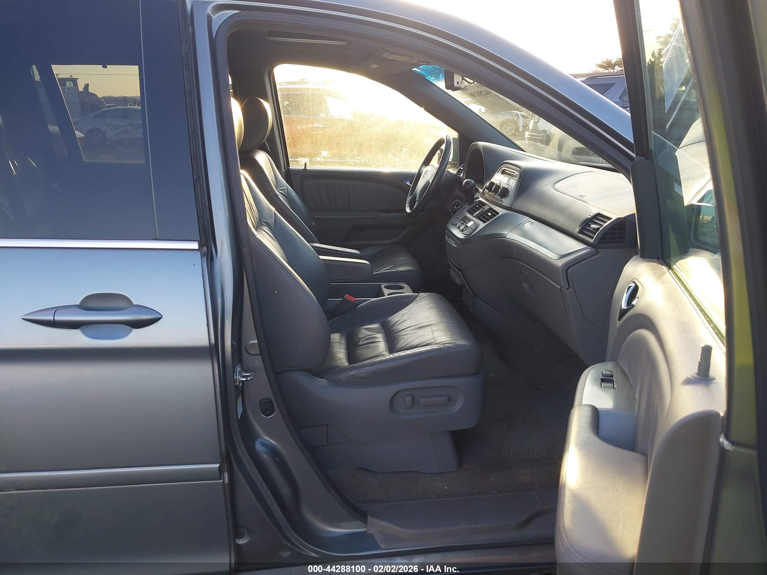 HONDA ODYSSEY image 5