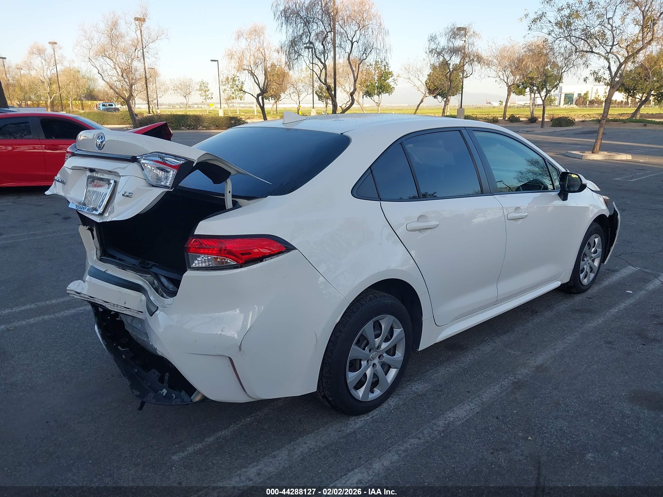 TOYOTA COROLLA image 4