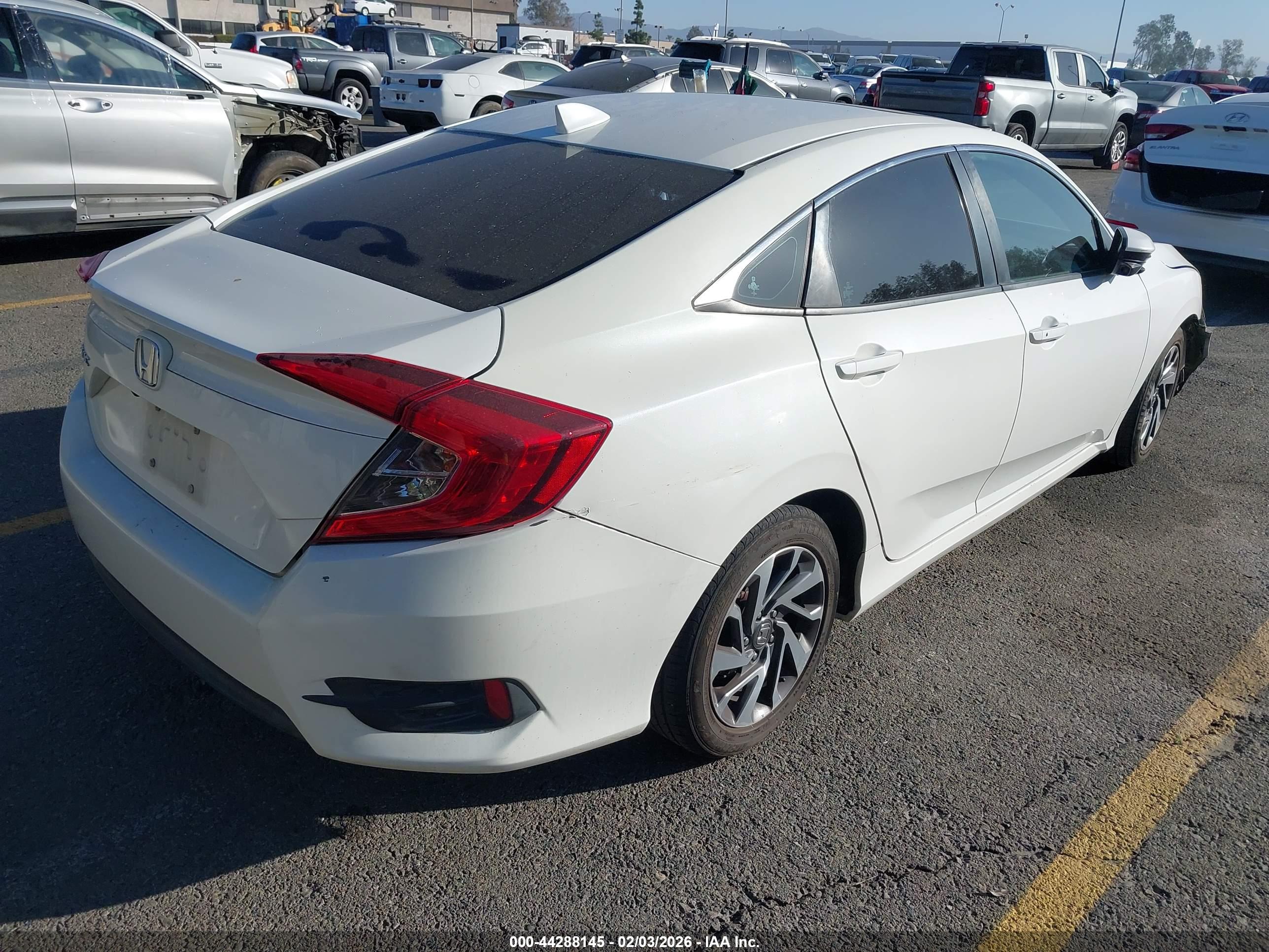 HONDA CIVIC image 4