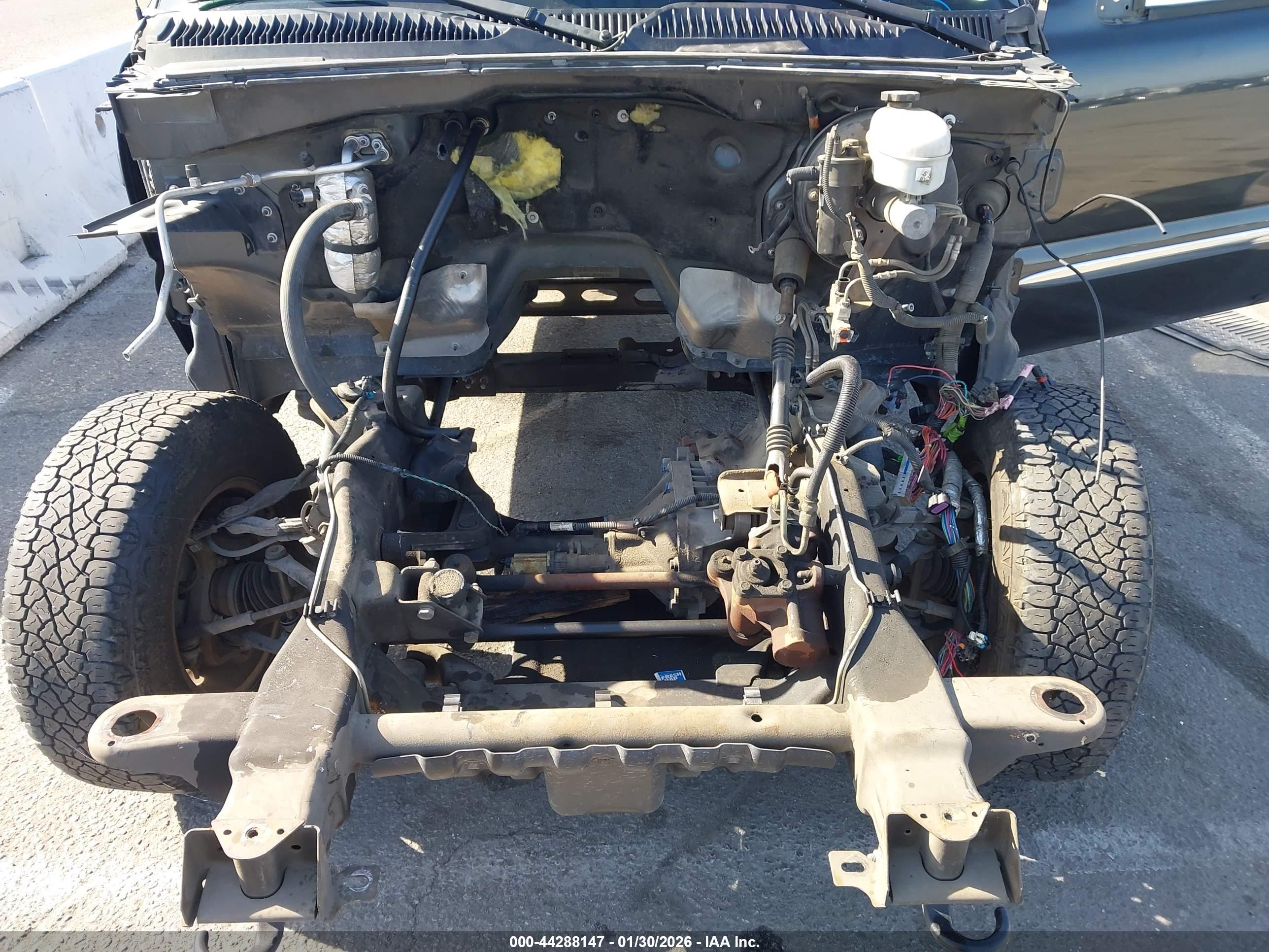 GMC SIERRA image 10