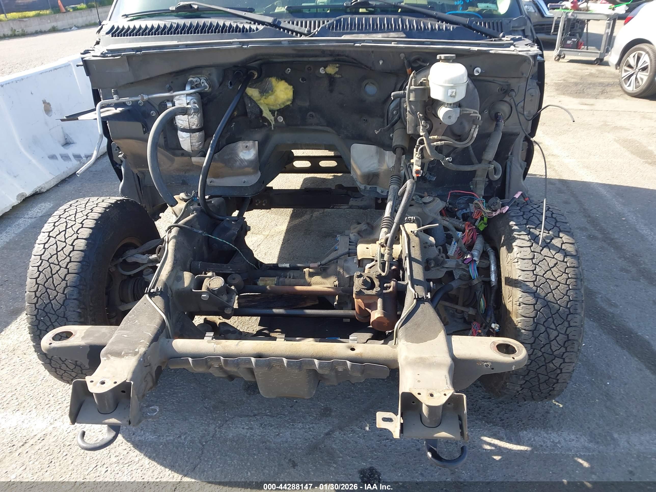 GMC SIERRA image 6