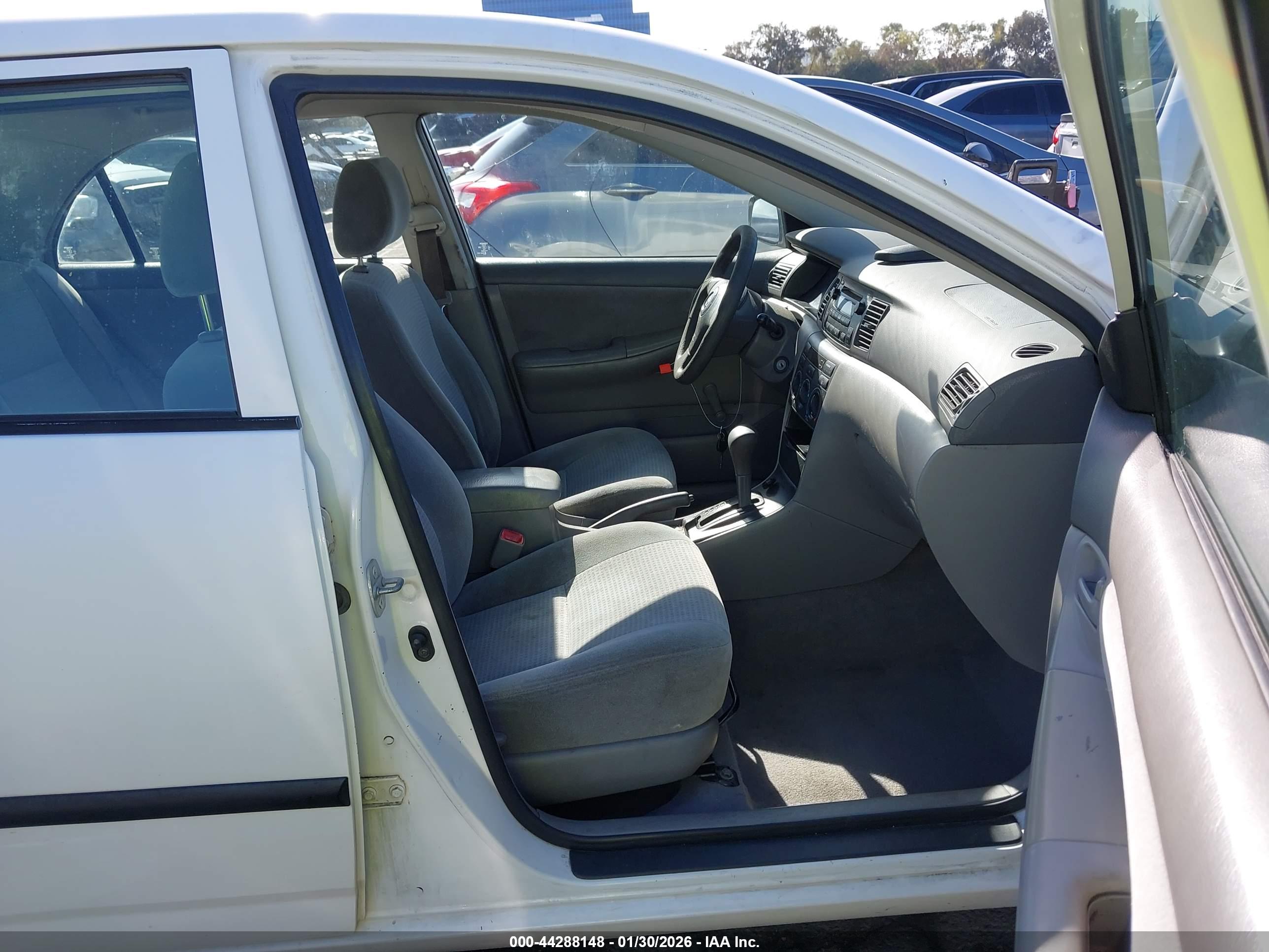 TOYOTA COROLLA image 5