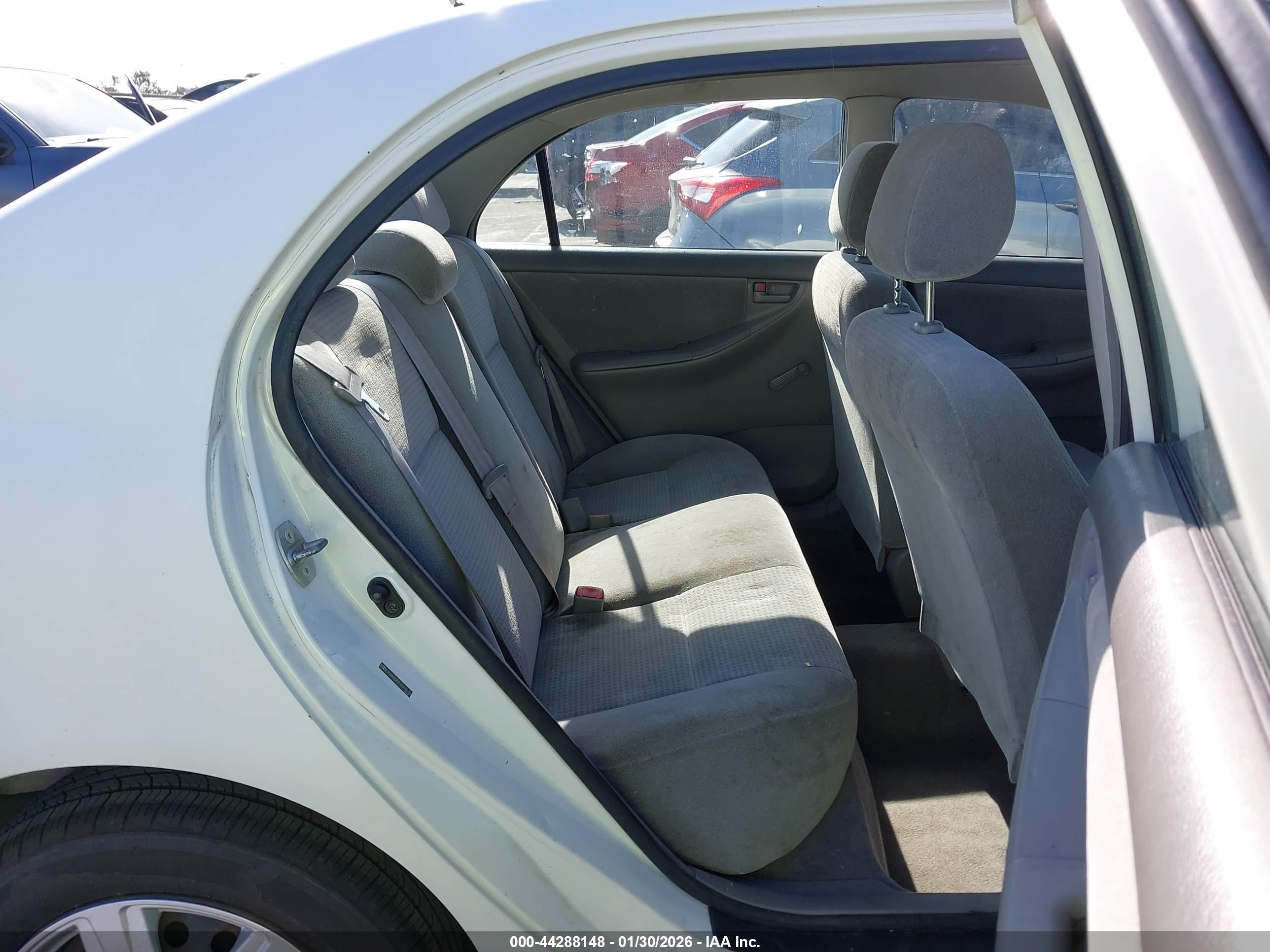 TOYOTA COROLLA image 8
