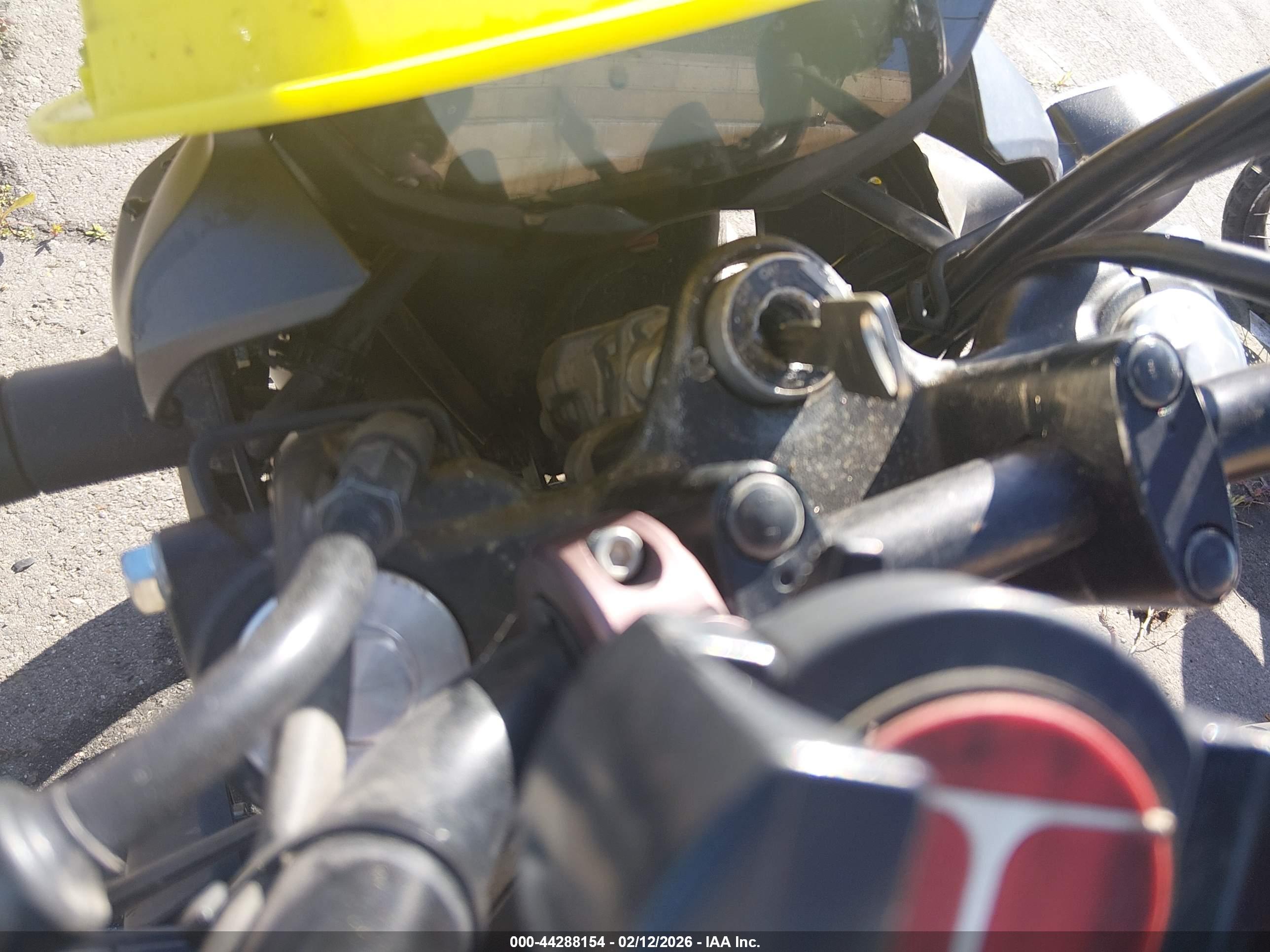 SUZUKI SV650 image 11