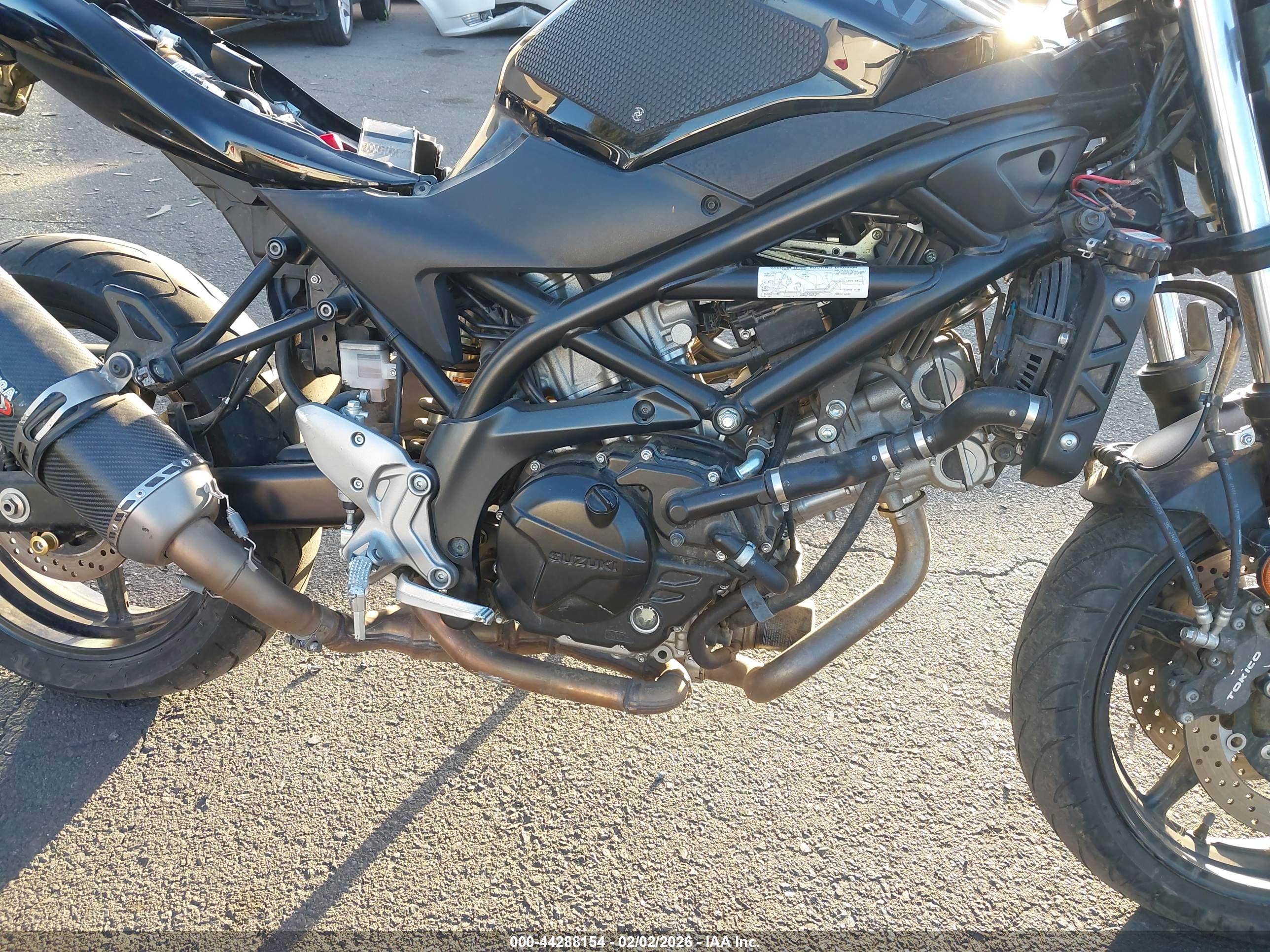 SUZUKI SV650 image 8