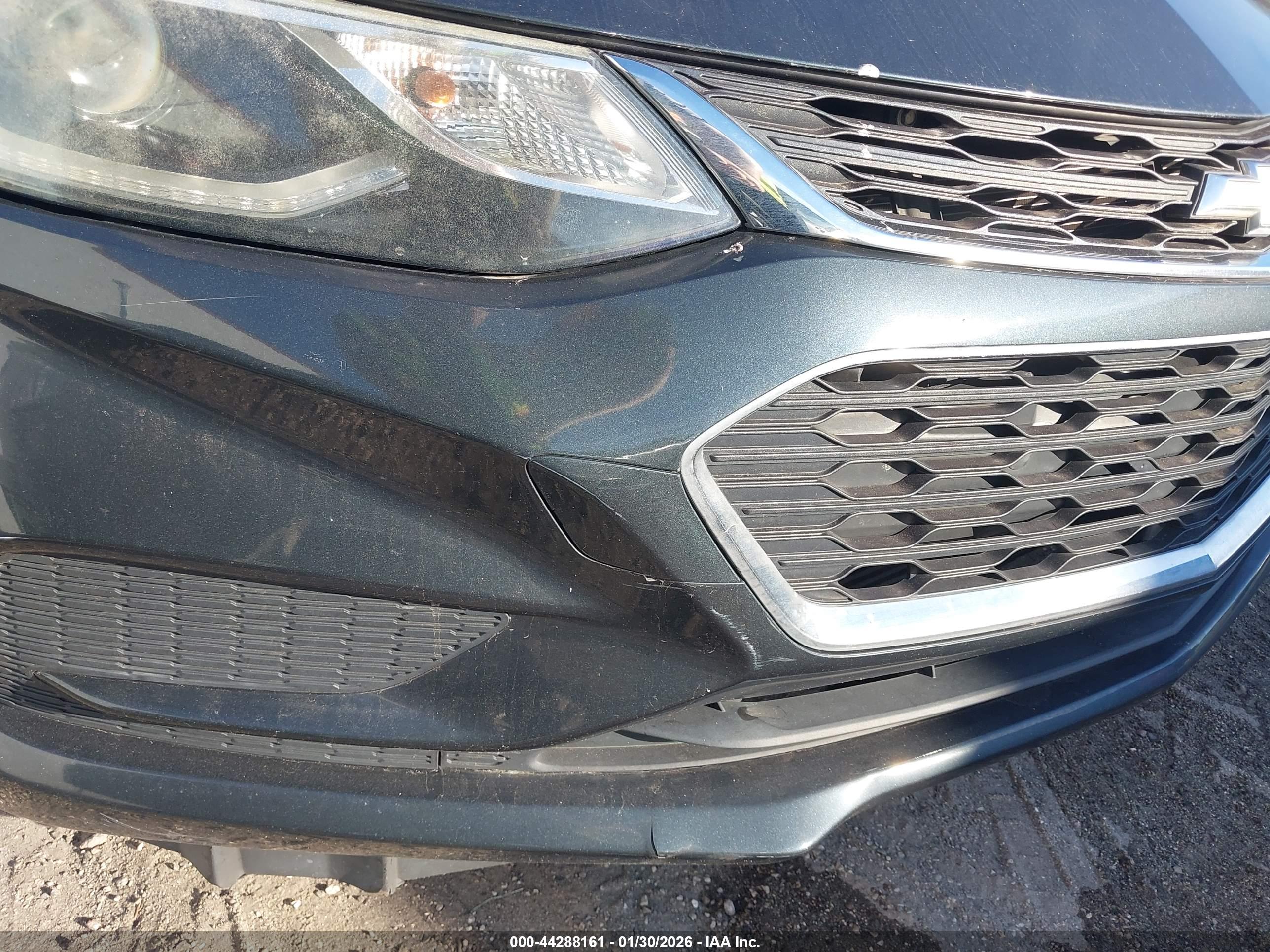 CHEVROLET CRUZE image 6