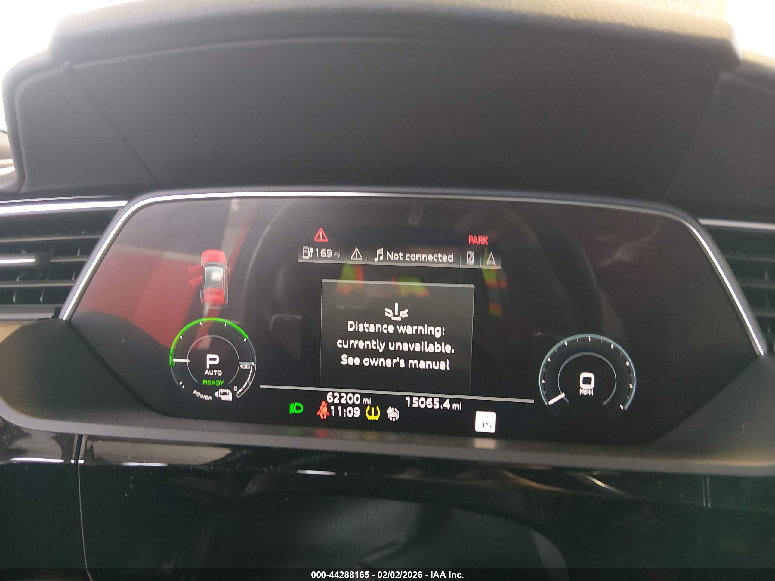 AUDI E-TRON image 7