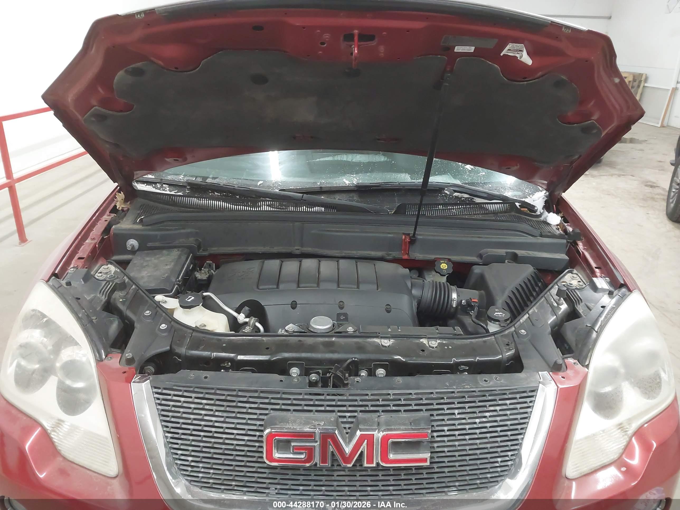 GMC ACADIA image 10