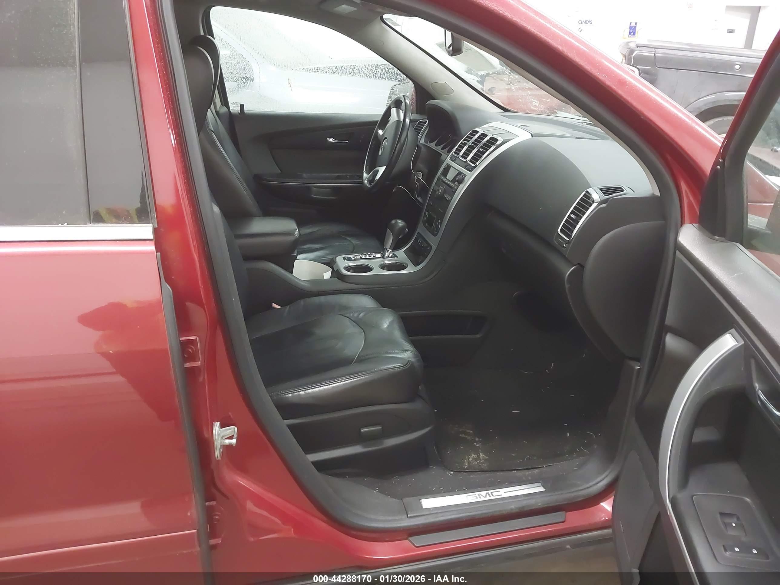 GMC ACADIA image 5