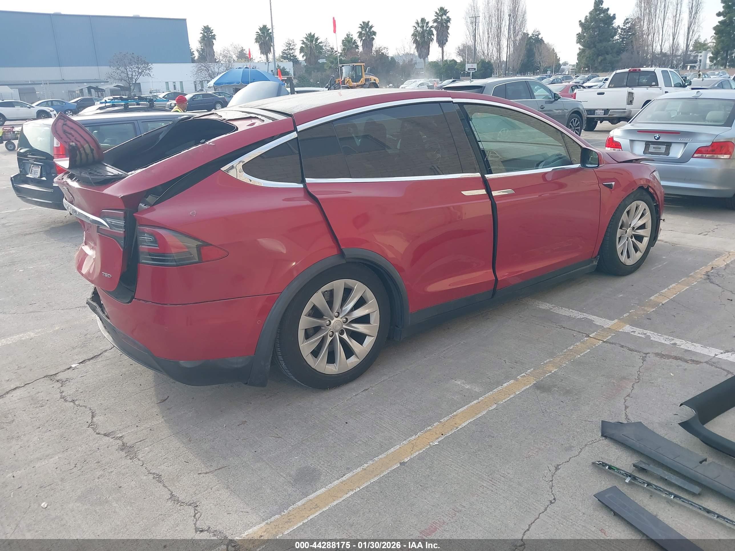 TESLA MODEL image 4