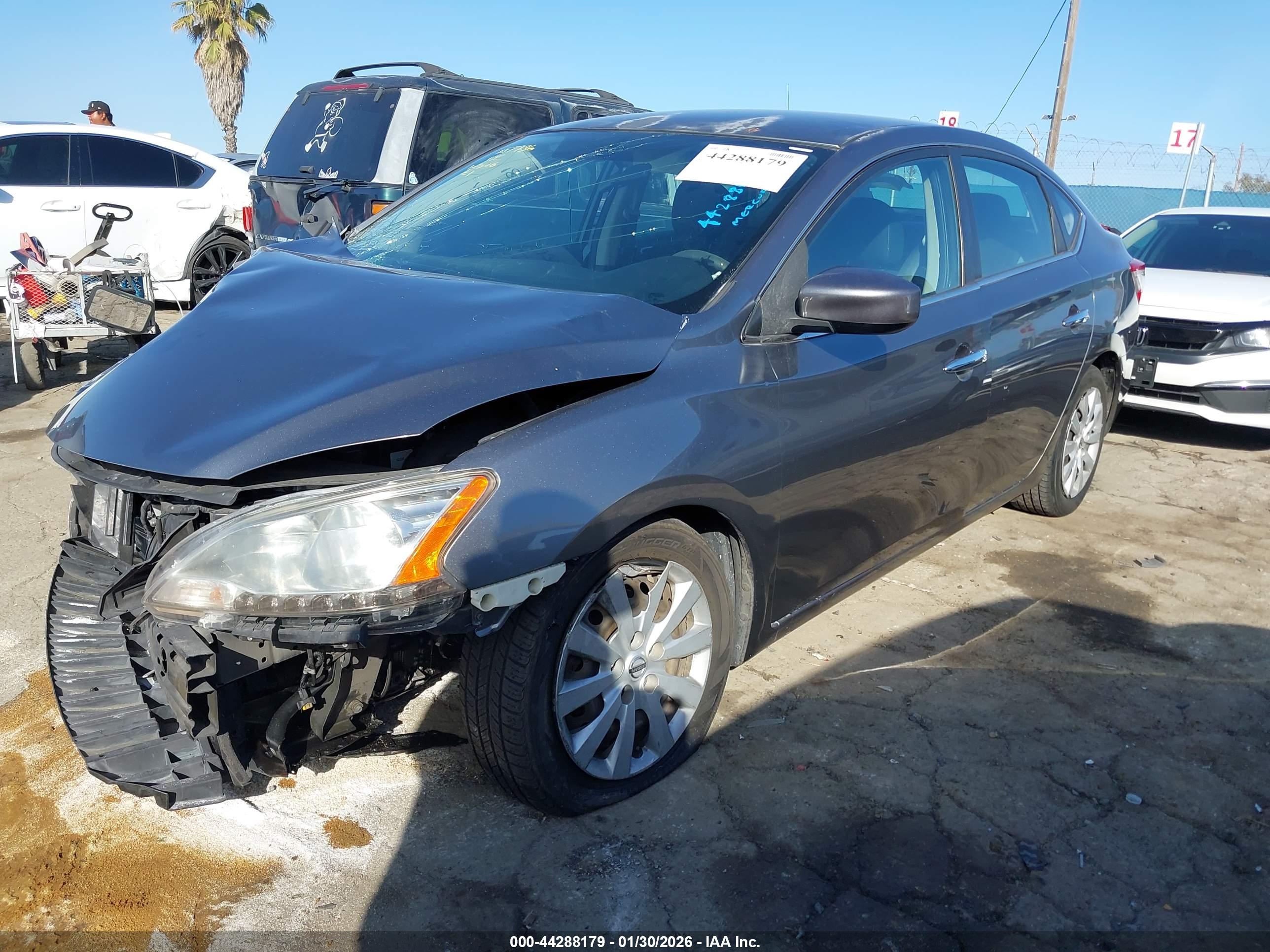 NISSAN SENTRA image 2
