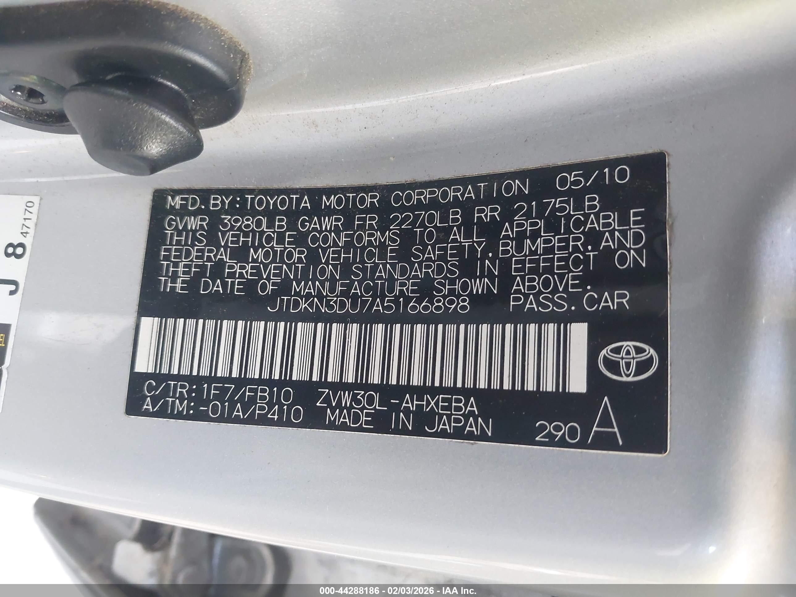 TOYOTA PRIUS image 9