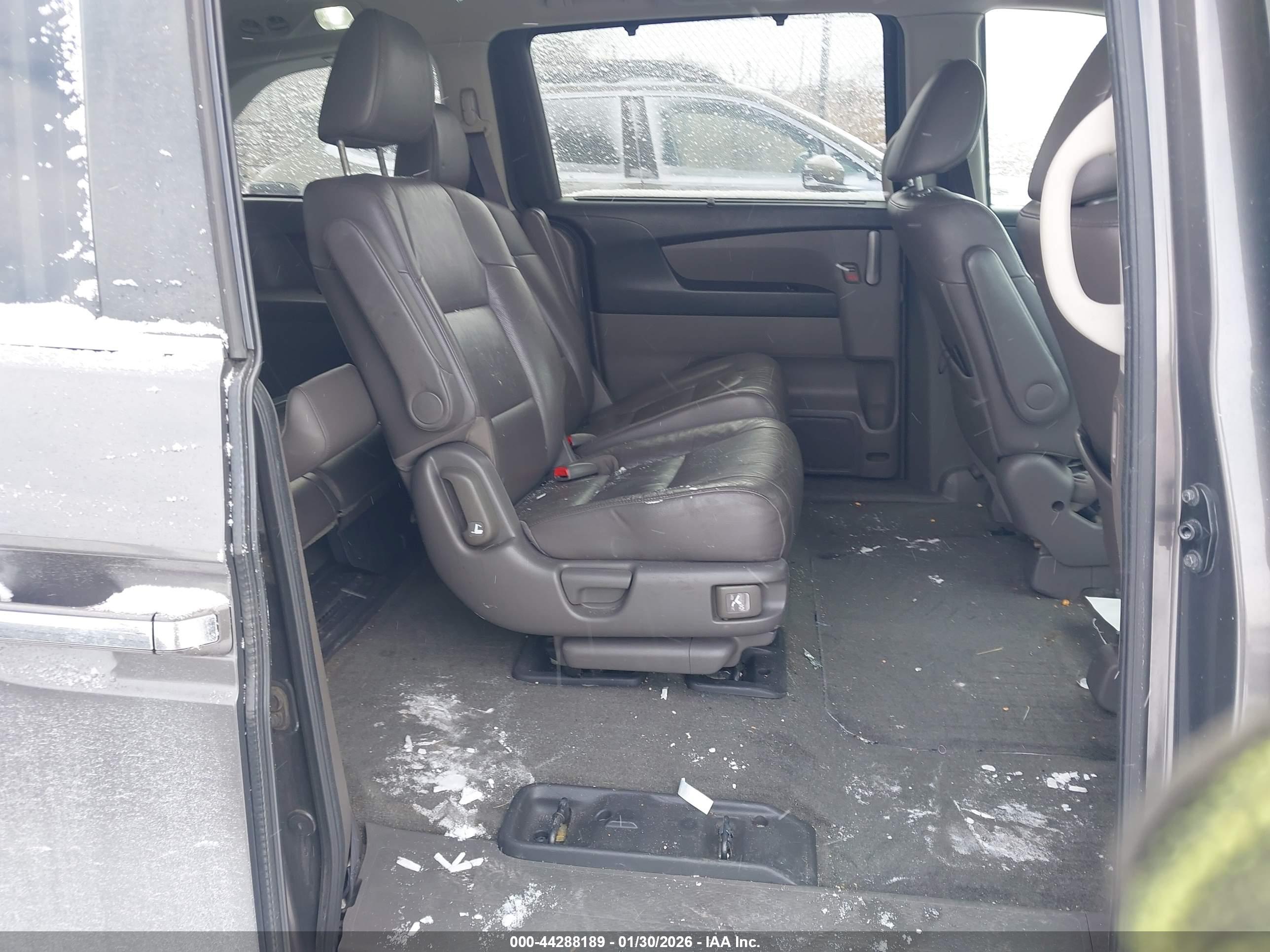 HONDA ODYSSEY image 8
