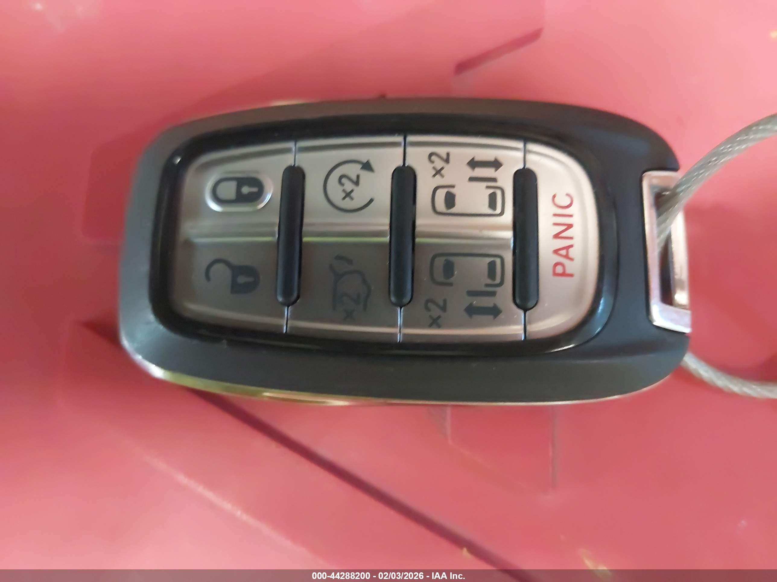 CHRYSLER PACIFICA image 11