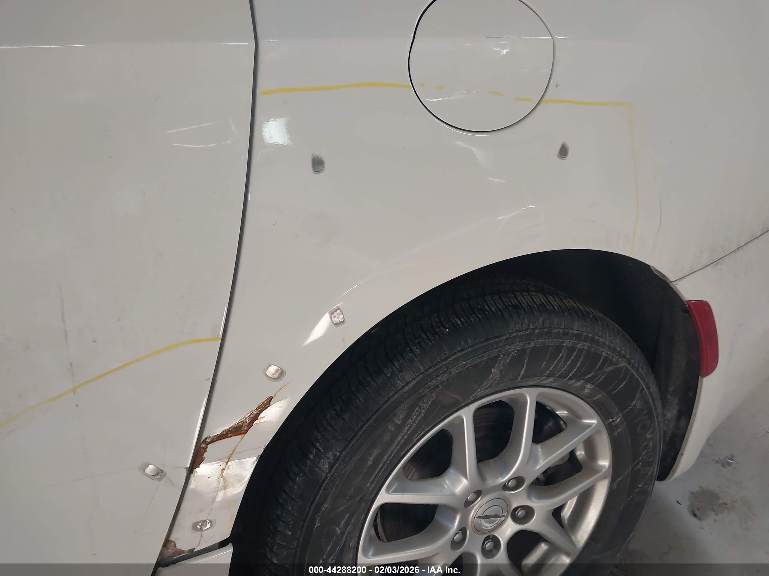CHRYSLER PACIFICA image 6
