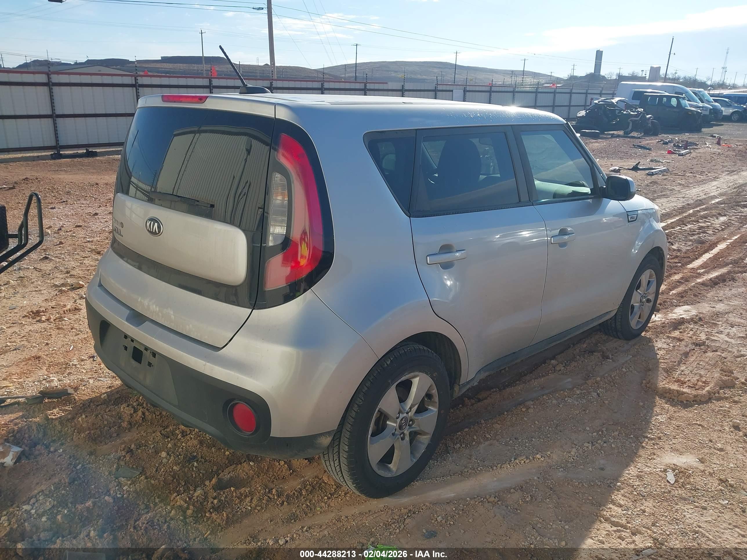 KIA SOUL image 4
