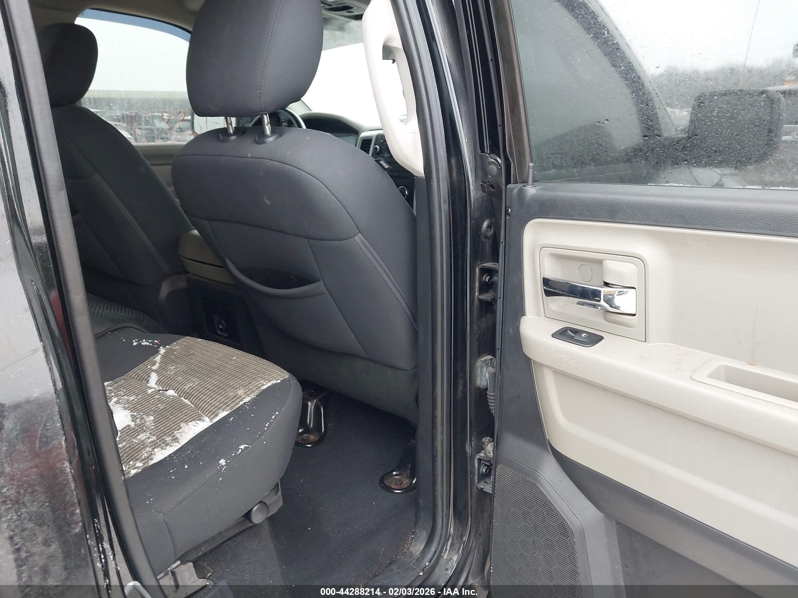 RAM 1500 image 8
