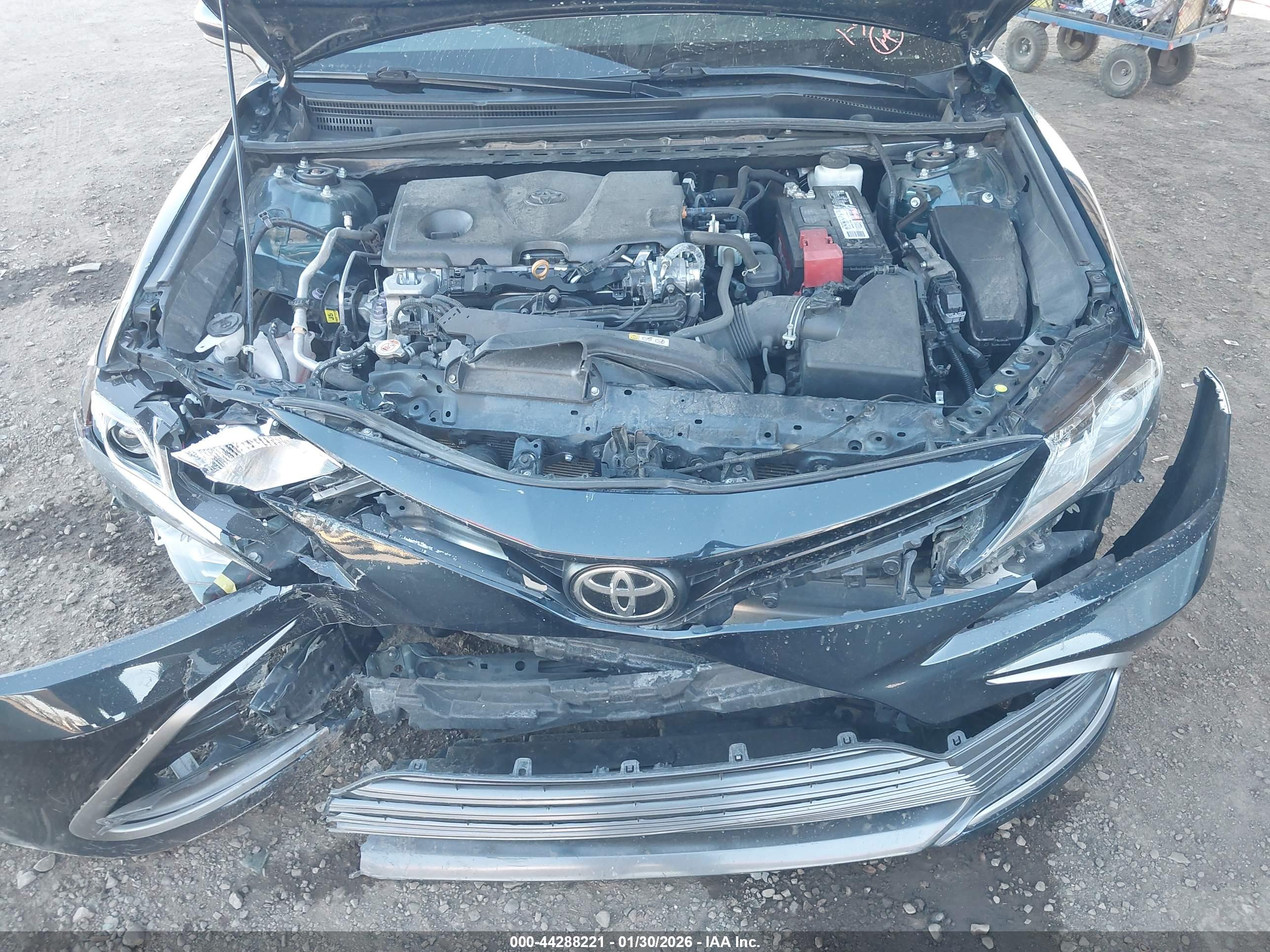 TOYOTA CAMRY image 10