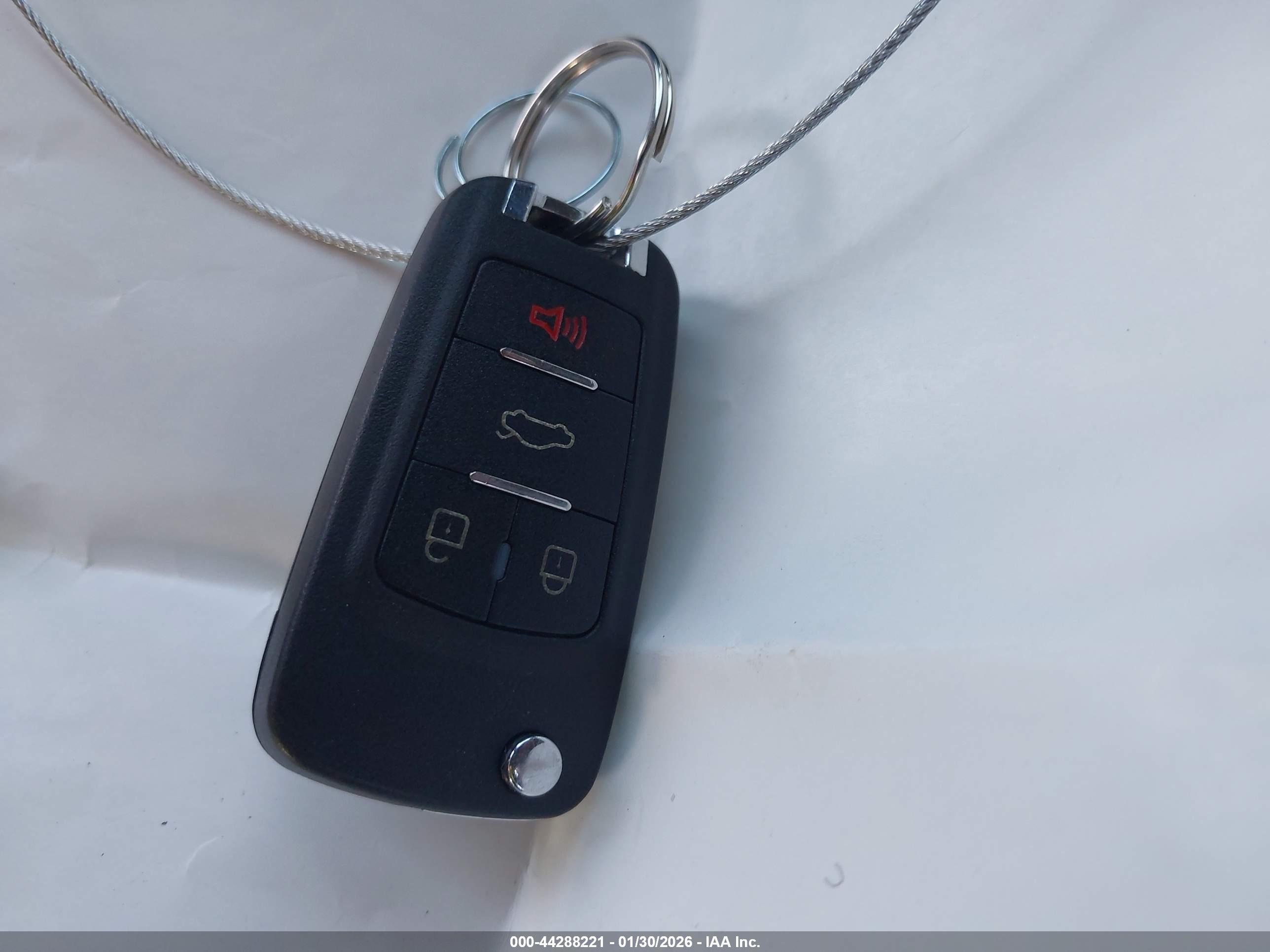 TOYOTA CAMRY image 11
