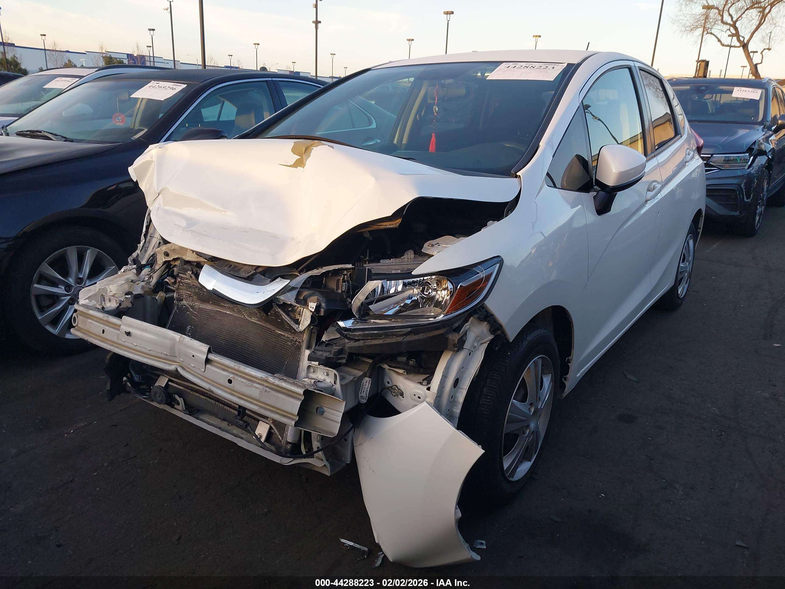 HONDA FIT image 2