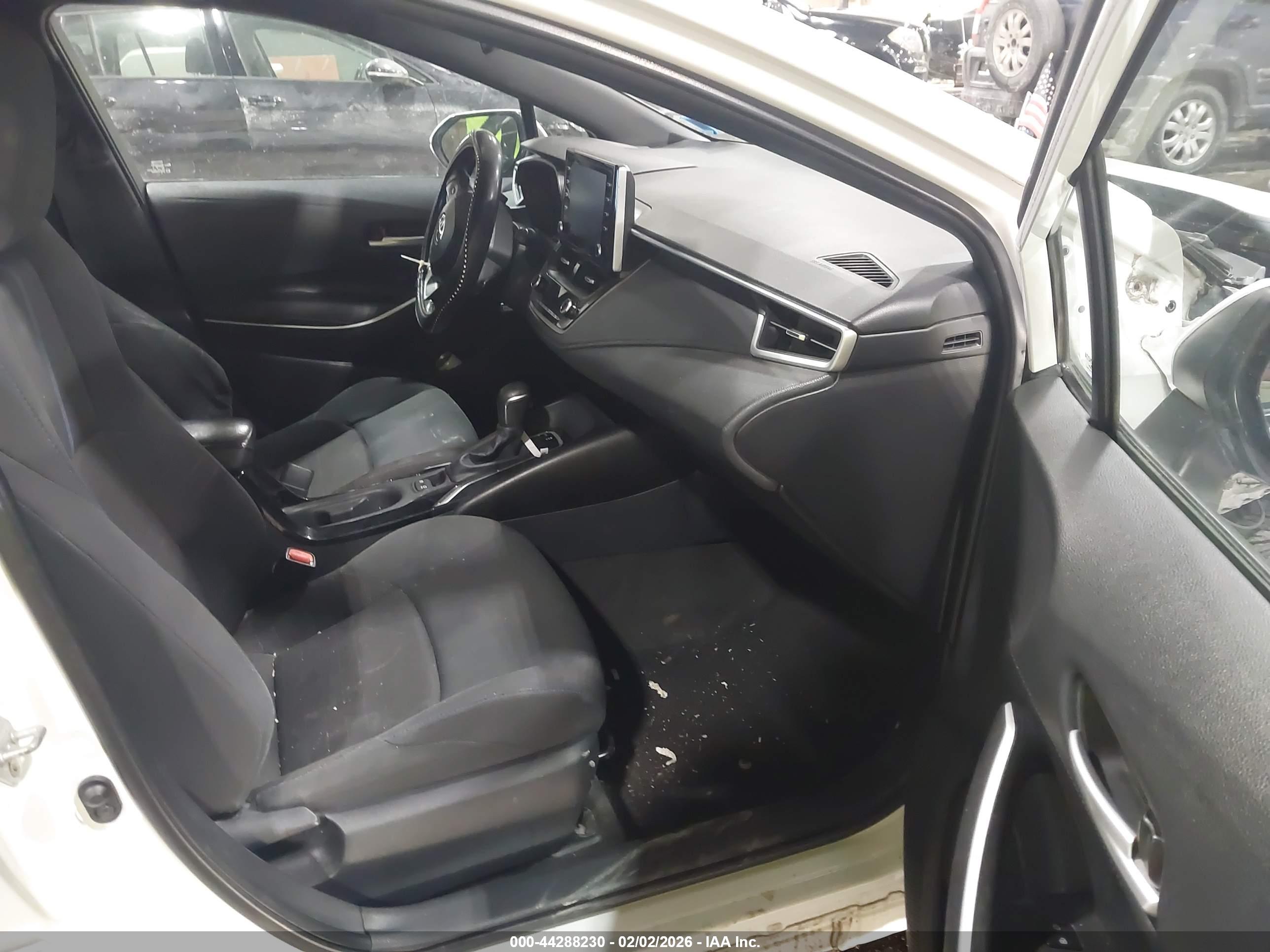 TOYOTA COROLLA image 5