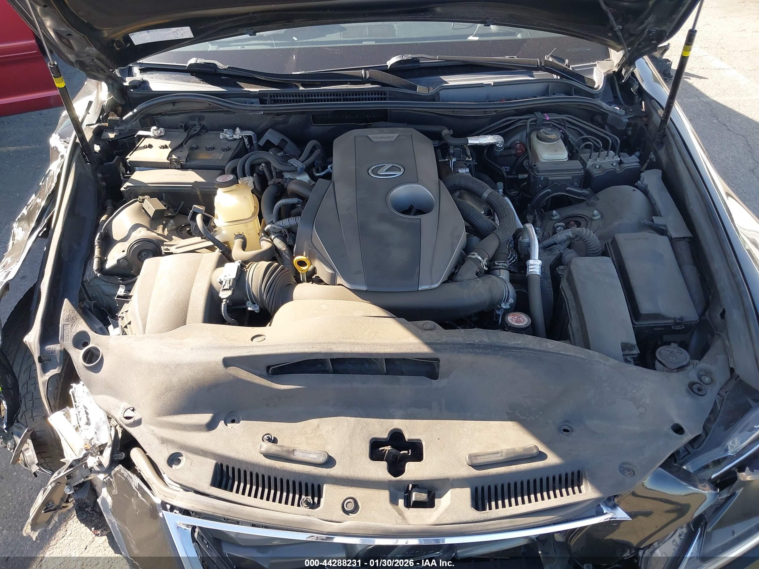 LEXUS IS image 10