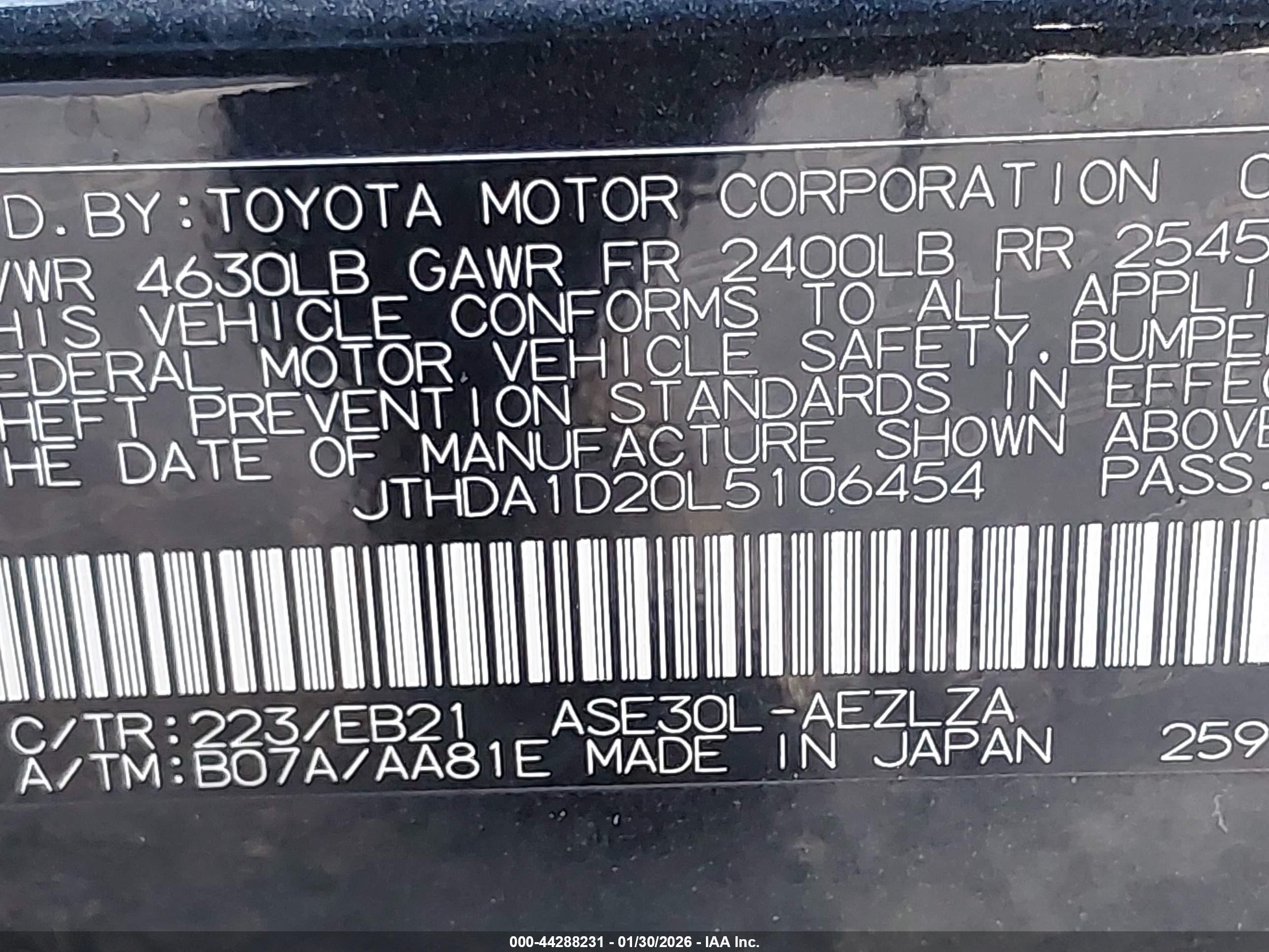 LEXUS IS image 9