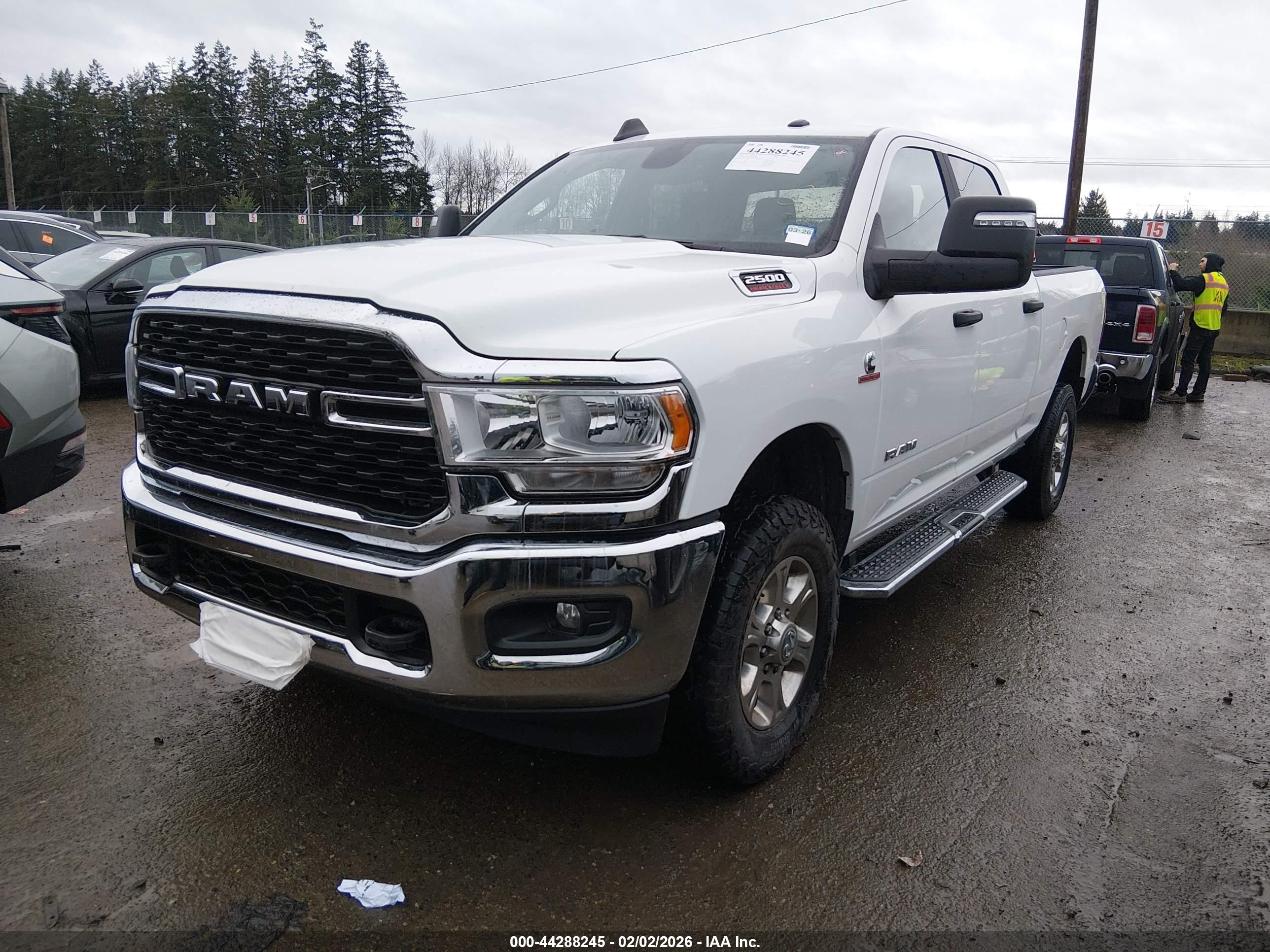 RAM 2500 image 2