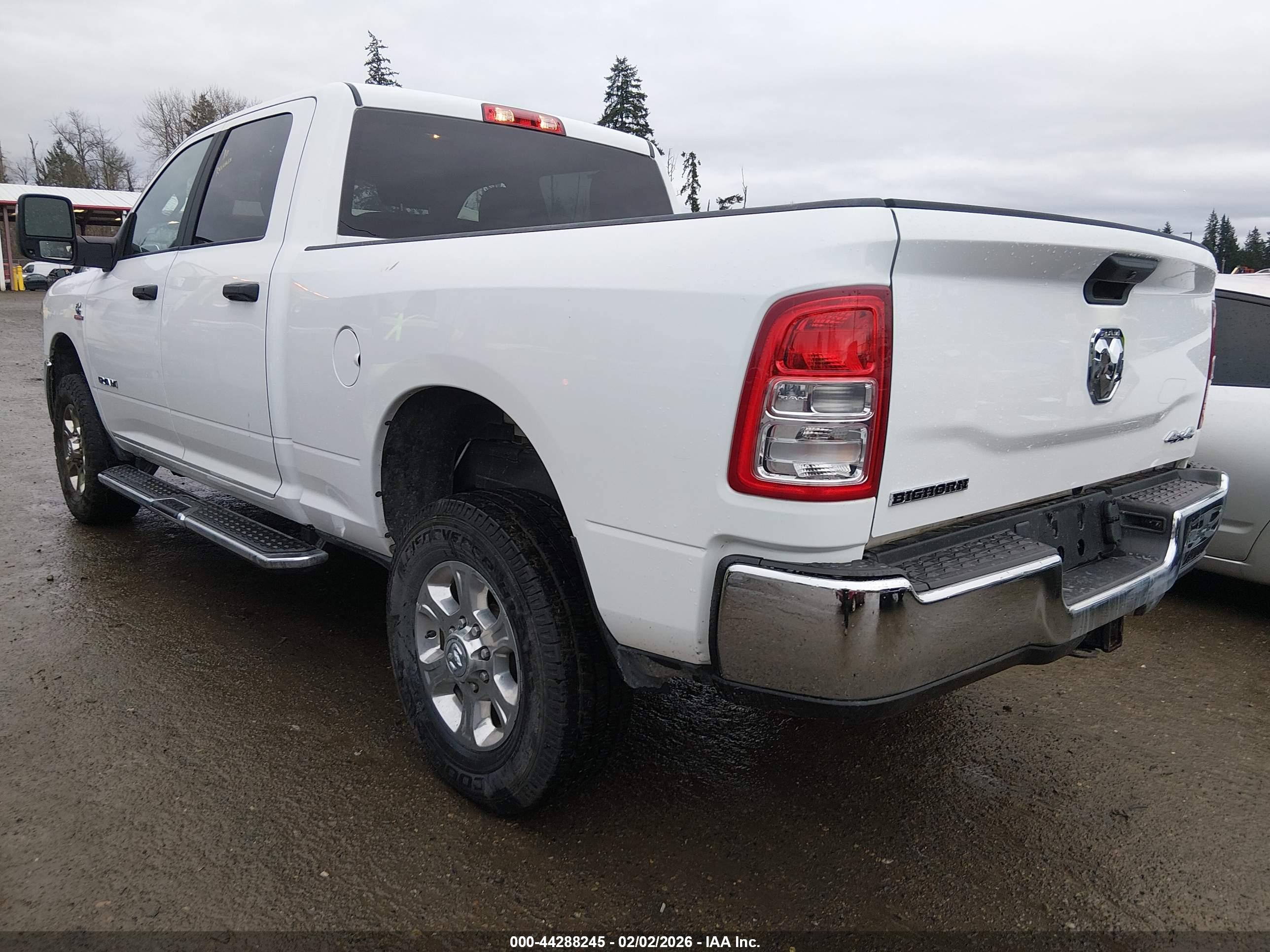 RAM 2500 image 3